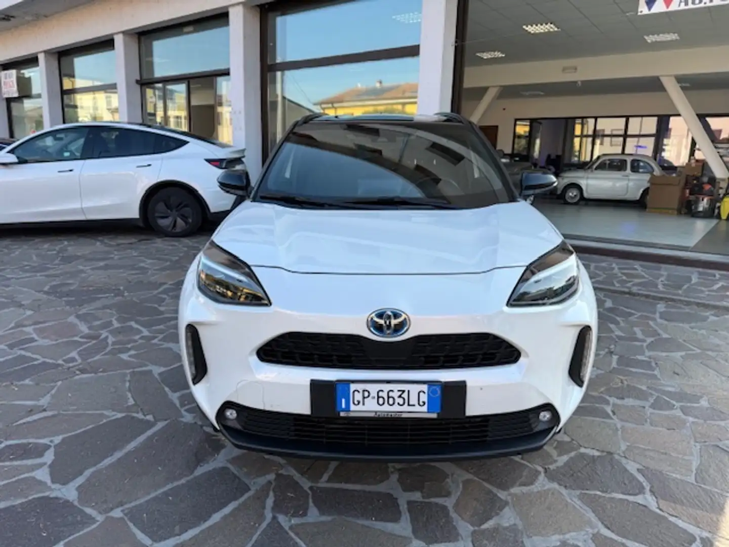 Toyota Yaris Cross 1.5h Trend fwd 116cv e-cvt pari al nuovo PROMO Biały - 2