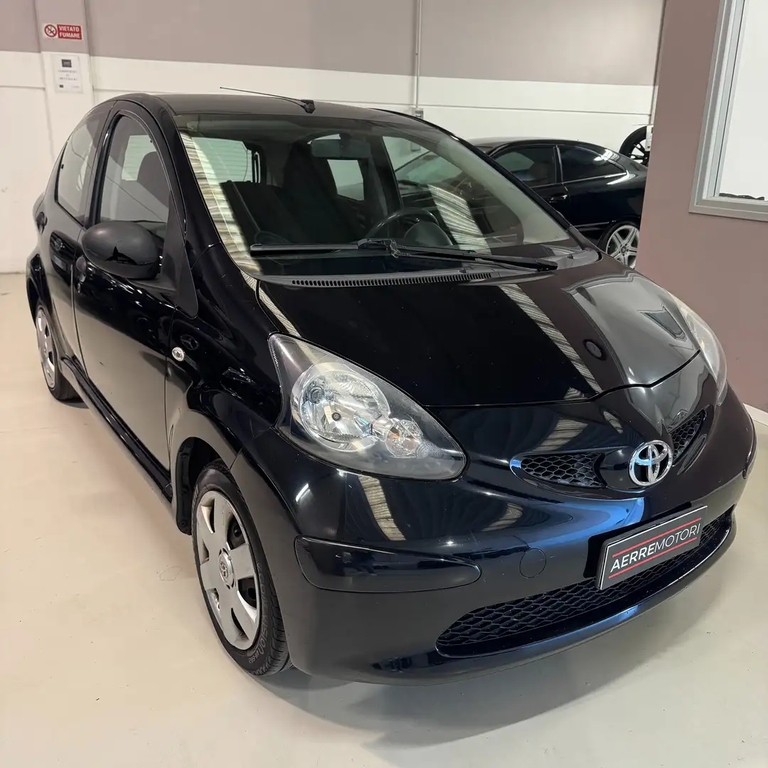 Toyota Aygo Aygo I 2007 5p 1.0 Sol - IDONEA NEOPATENTATI Grau - 2