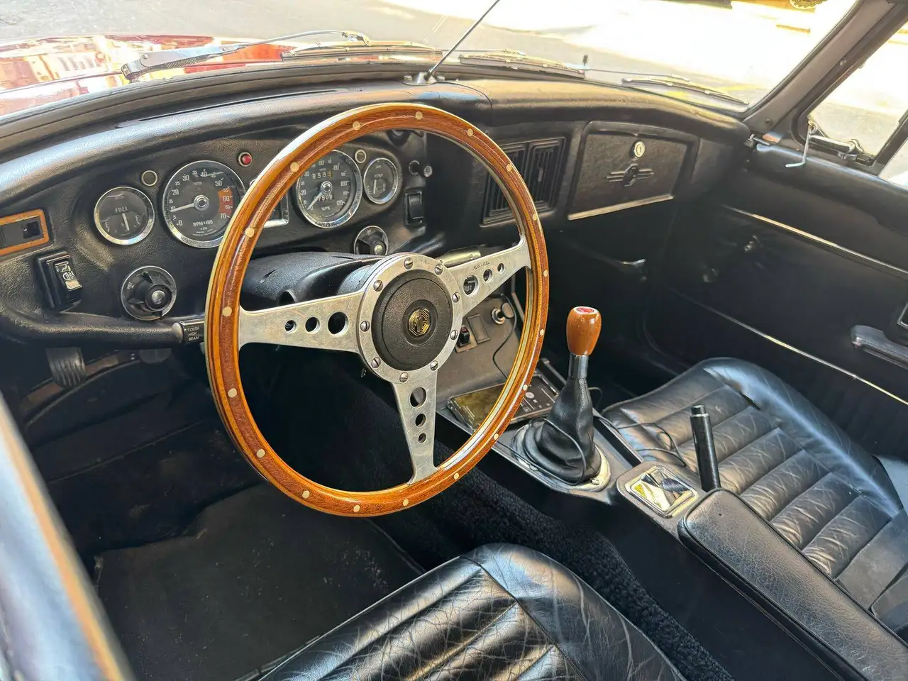 MG B Roadster 1971, foto 4