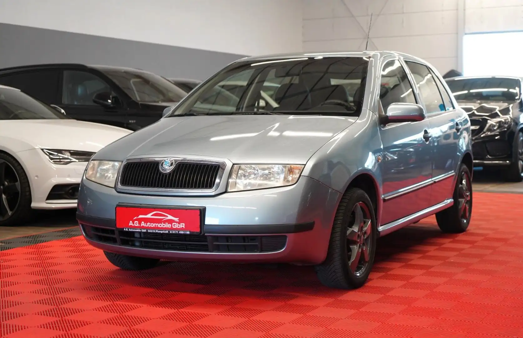 Skoda Fabia 1.2 Lim Klimaanlage*Bordcomputer*Zentral* Grau - 1
