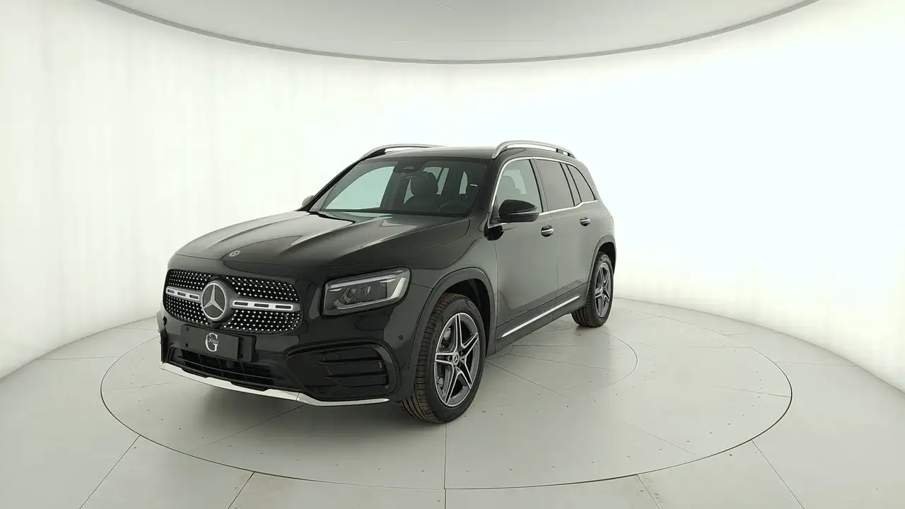 Mercedes-Benz GLB 2026