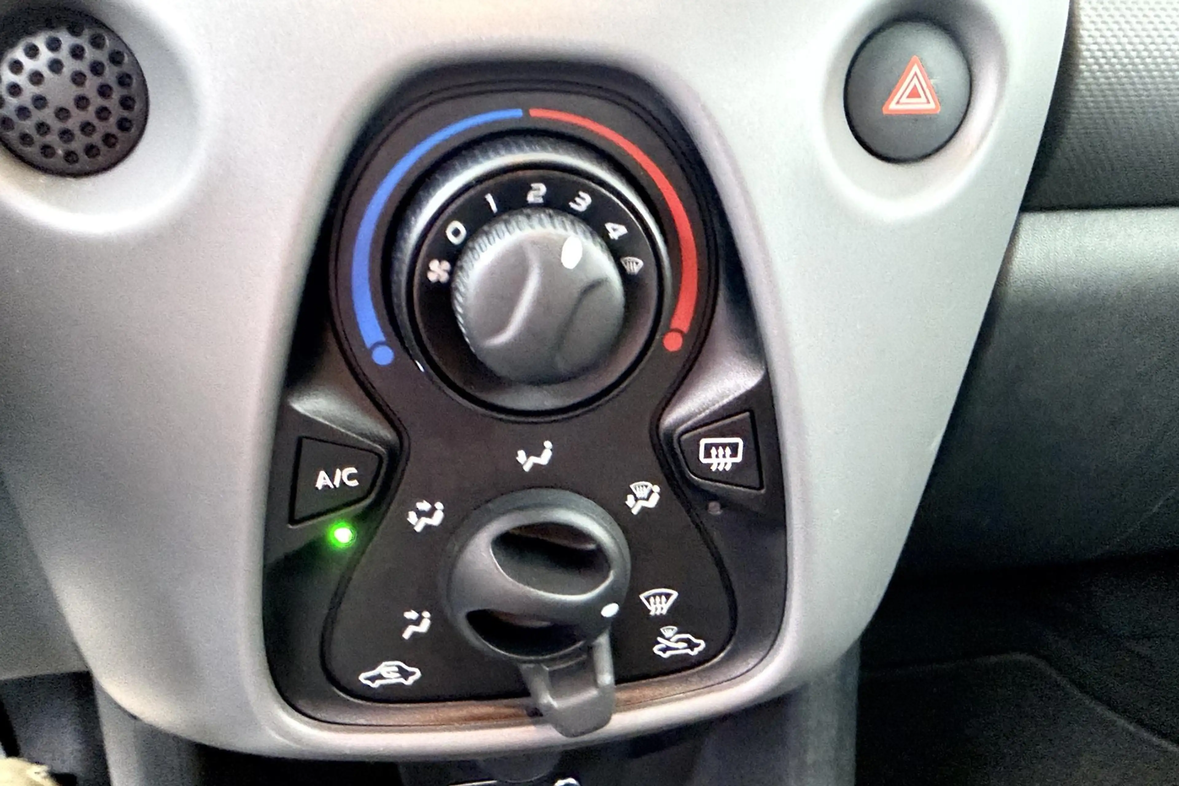 Peugeot 108 1.0 e-VTi Active | Airco | Bluetooth | Elektrische — photo 7