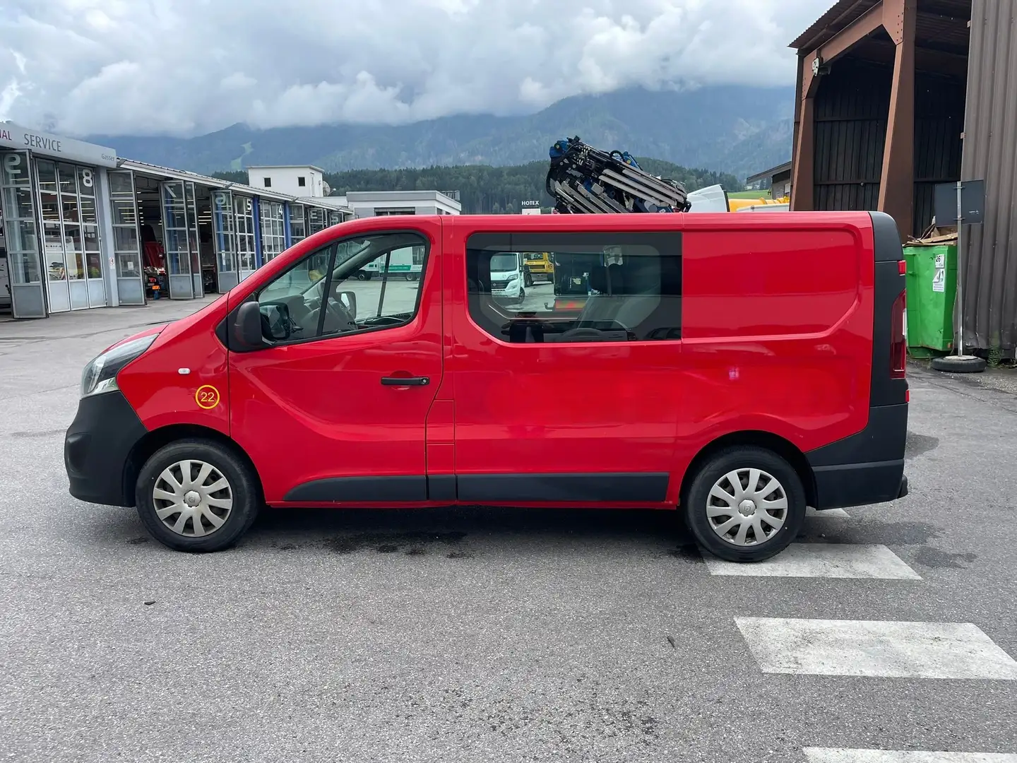 Opel Vivaro VAN Rosso - 2