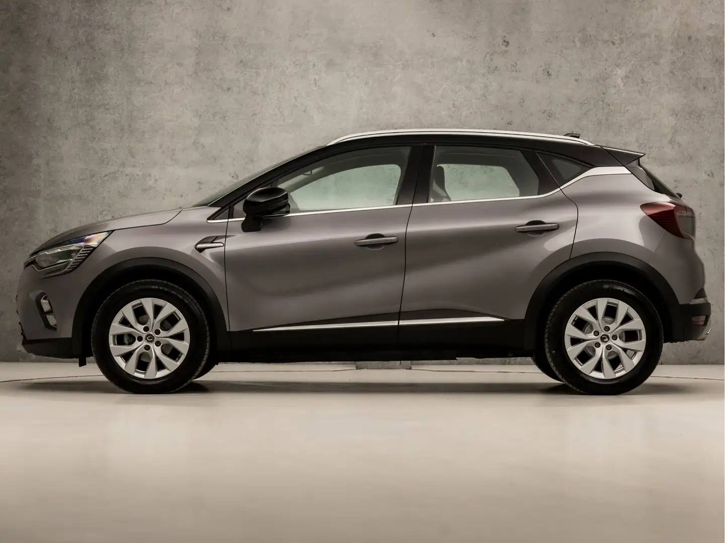 Renault Captur 1.3 TCe 140 Intens 141Pk Automaat (APPLE CARPLAY, Grijs - 2