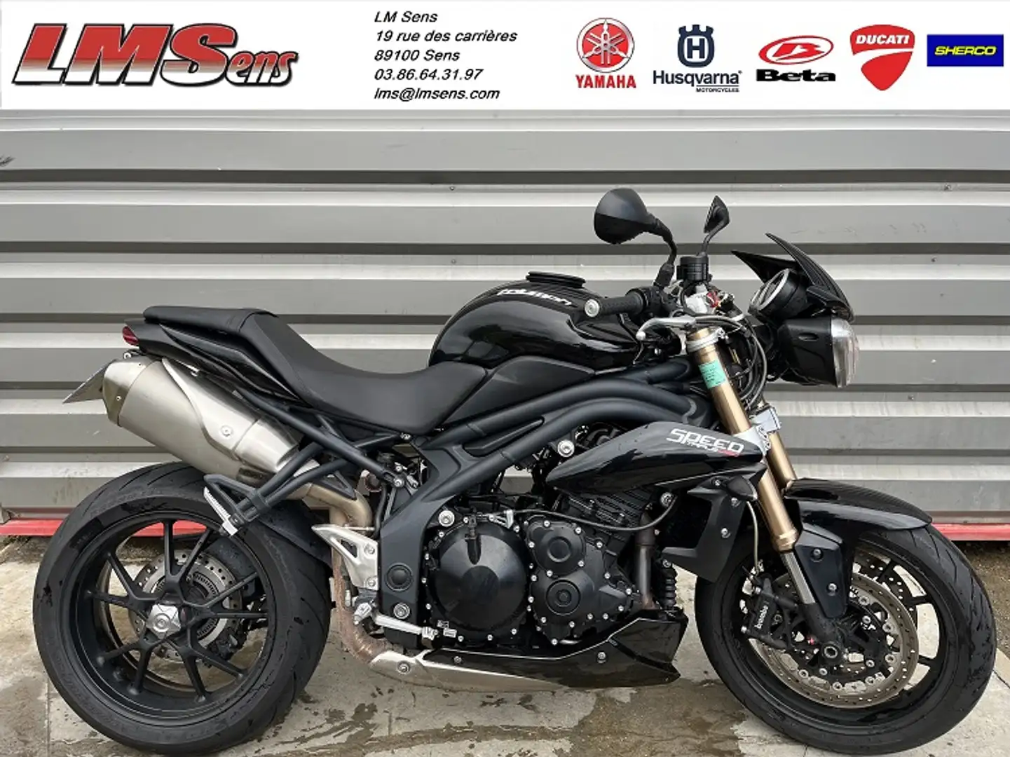 Triumph Speed Triple 1050 Noir - 1