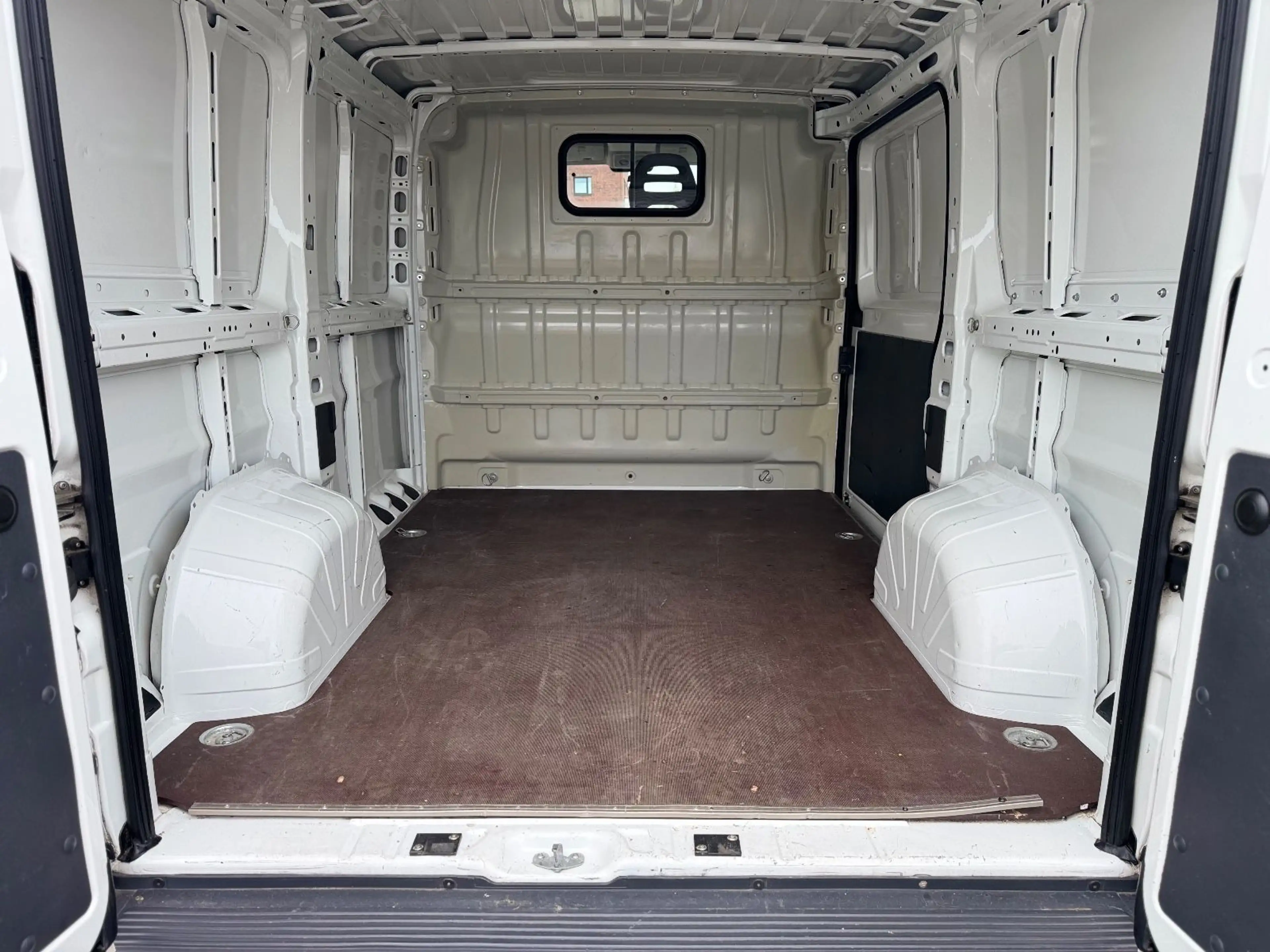 Citroen Jumper Kasten 33 L1H1 2.2 HDi 110 FAP/TÜV 04.28 — photo 11