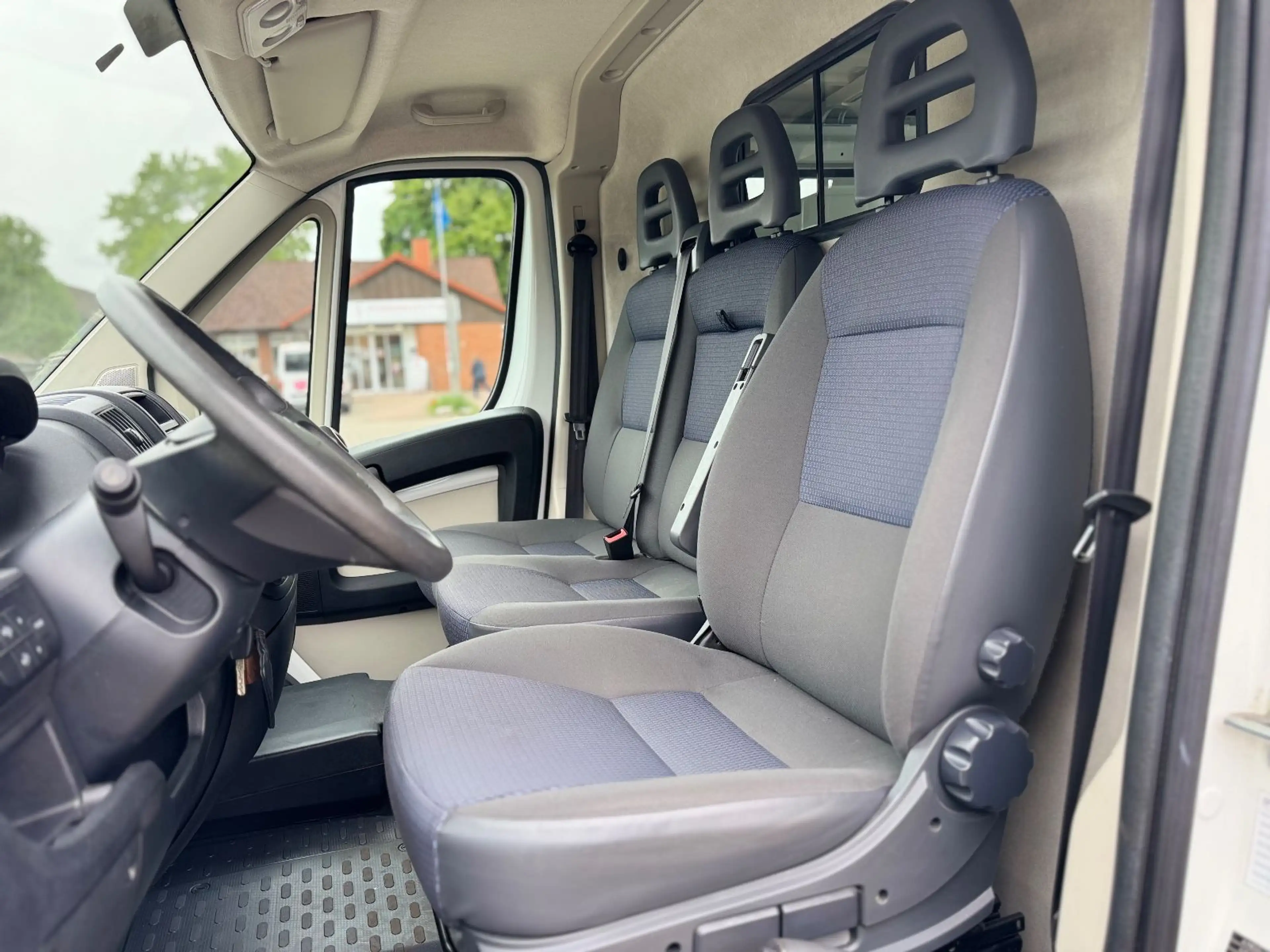 Citroen Jumper Kasten 33 L1H1 2.2 HDi 110 FAP/TÜV 04.28 — photo 7