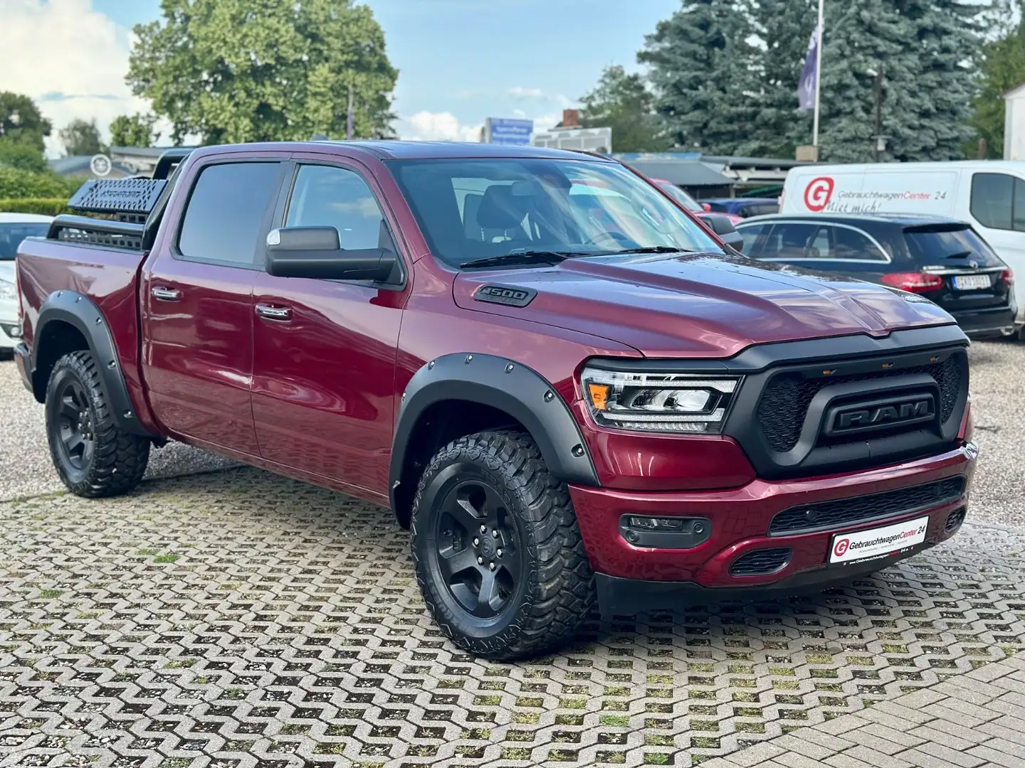 Dodge RAM 5,7L V8 Auto. Offroad, Leder, Kamera CrewCab Rot - 2