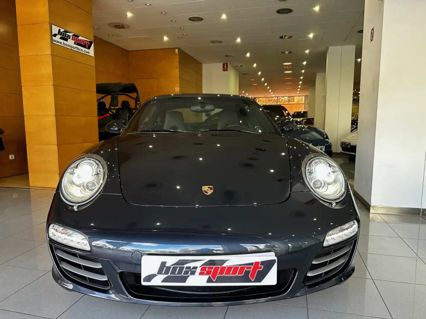 Porsche 911 Carrera 4S Coupé PDK Gris - 2