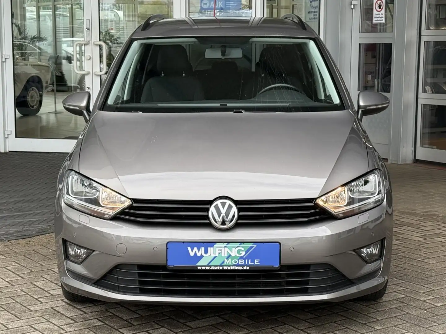 Volkswagen Golf Sportsvan 1.6 TDI PDC Klima Tempomat Grey - 2