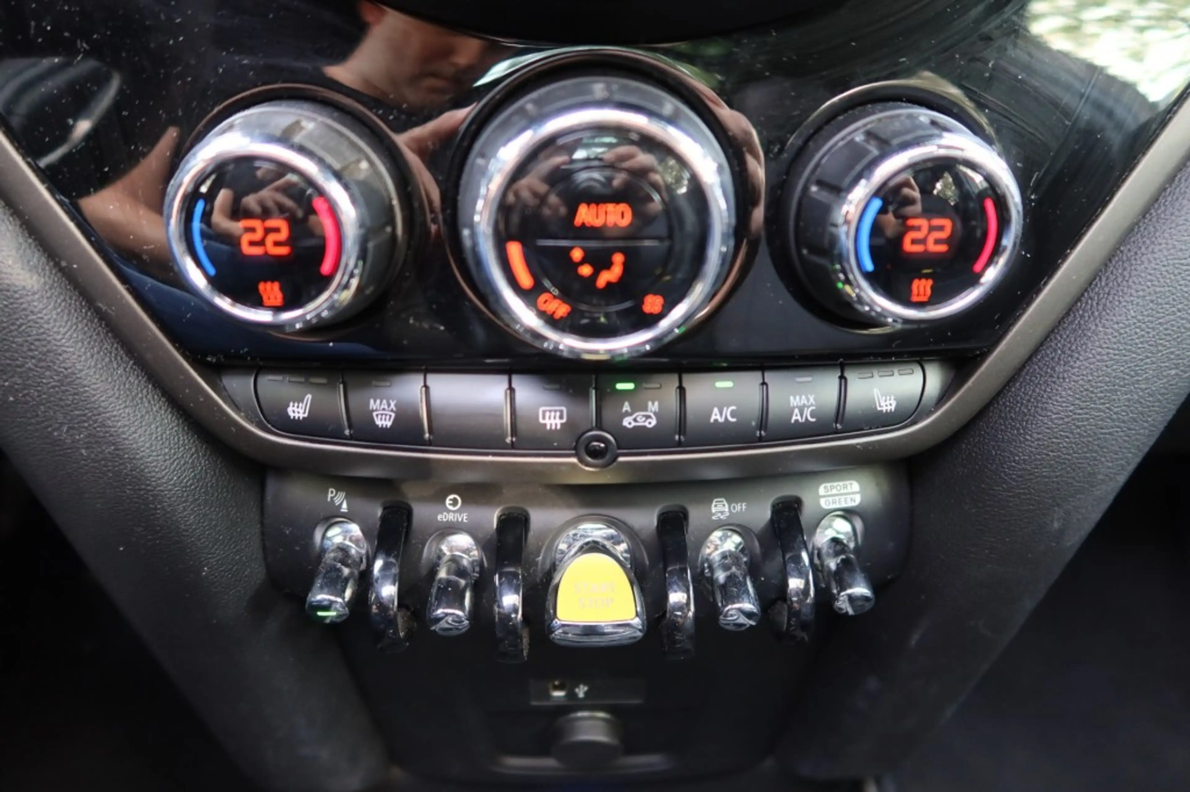 MINI Cooper SE Countryman 1.5 Cooper S E ALL 4 Chili NAVI, Camera, Leder, Sc — photo 11