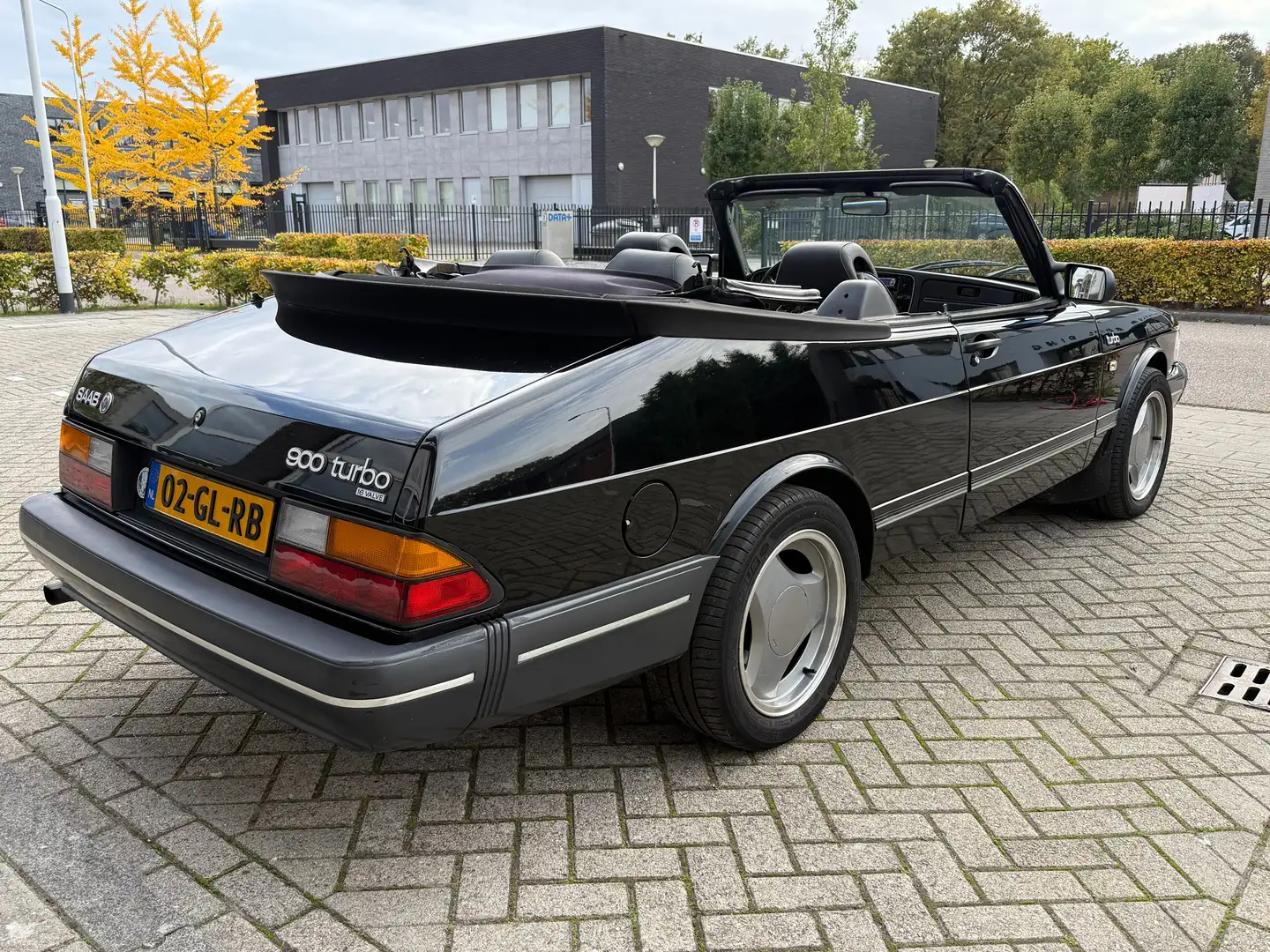 Saab 900 900 2.0 Turbo Schwarz - 2