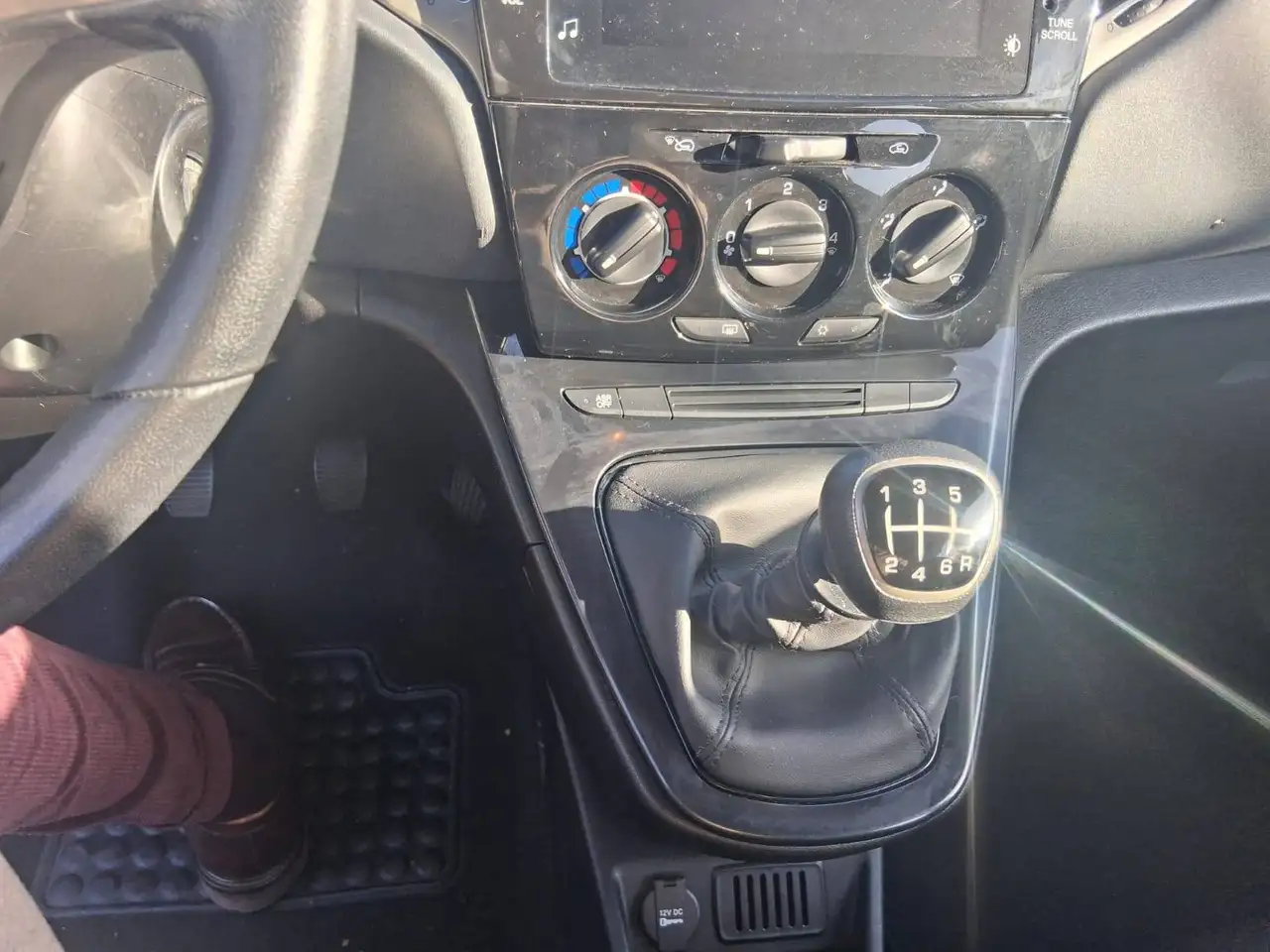Lancia Ypsilon 2022 — фото 7