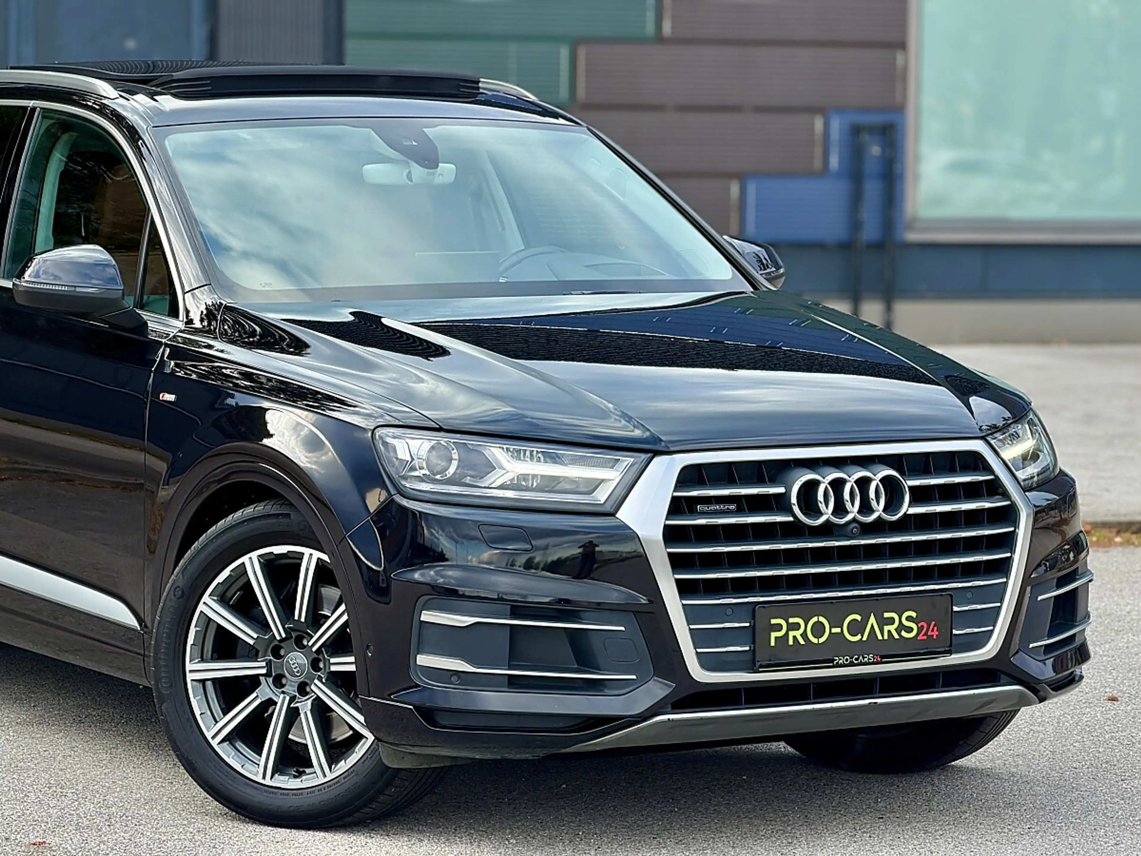 Audi Q7 3.0 TDI // BOSE // PANORAMADACH // SOFT CLOSE — photo 7