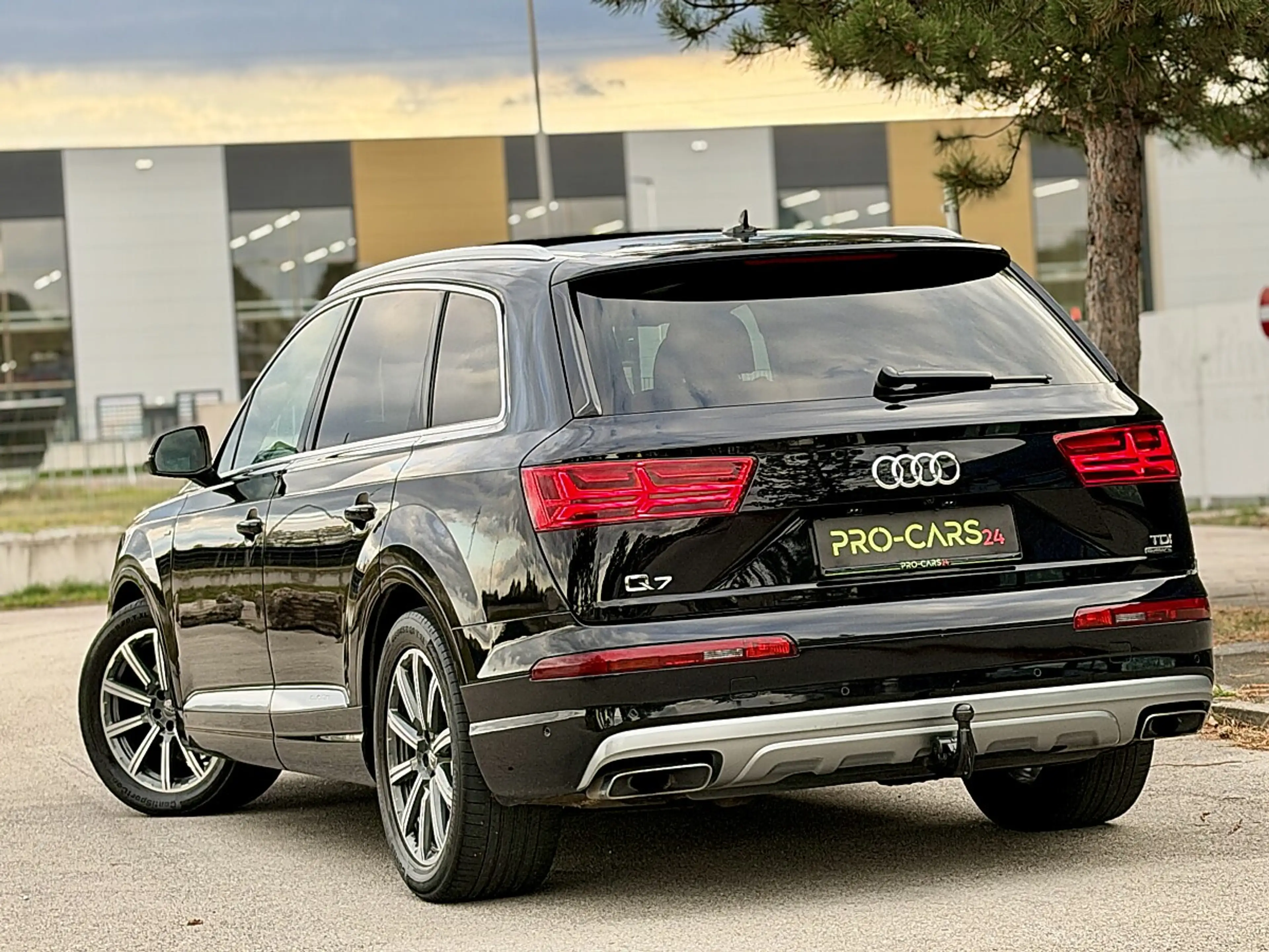 Audi Q7 3.0 TDI // BOSE // PANORAMADACH // SOFT CLOSE — photo 14