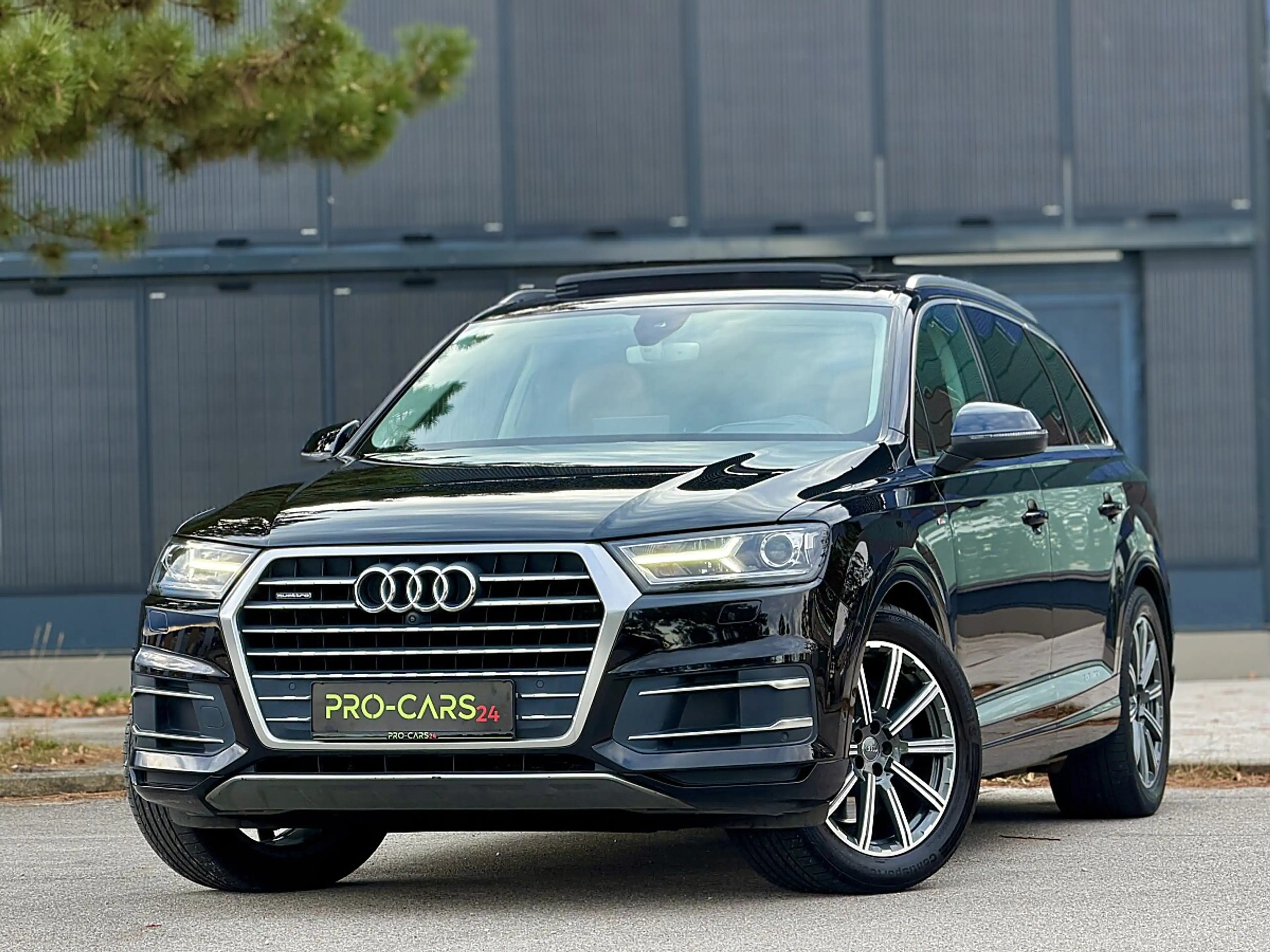 Audi Q7 3.0 TDI // BOSE // PANORAMADACH // SOFT CLOSE — photo 13