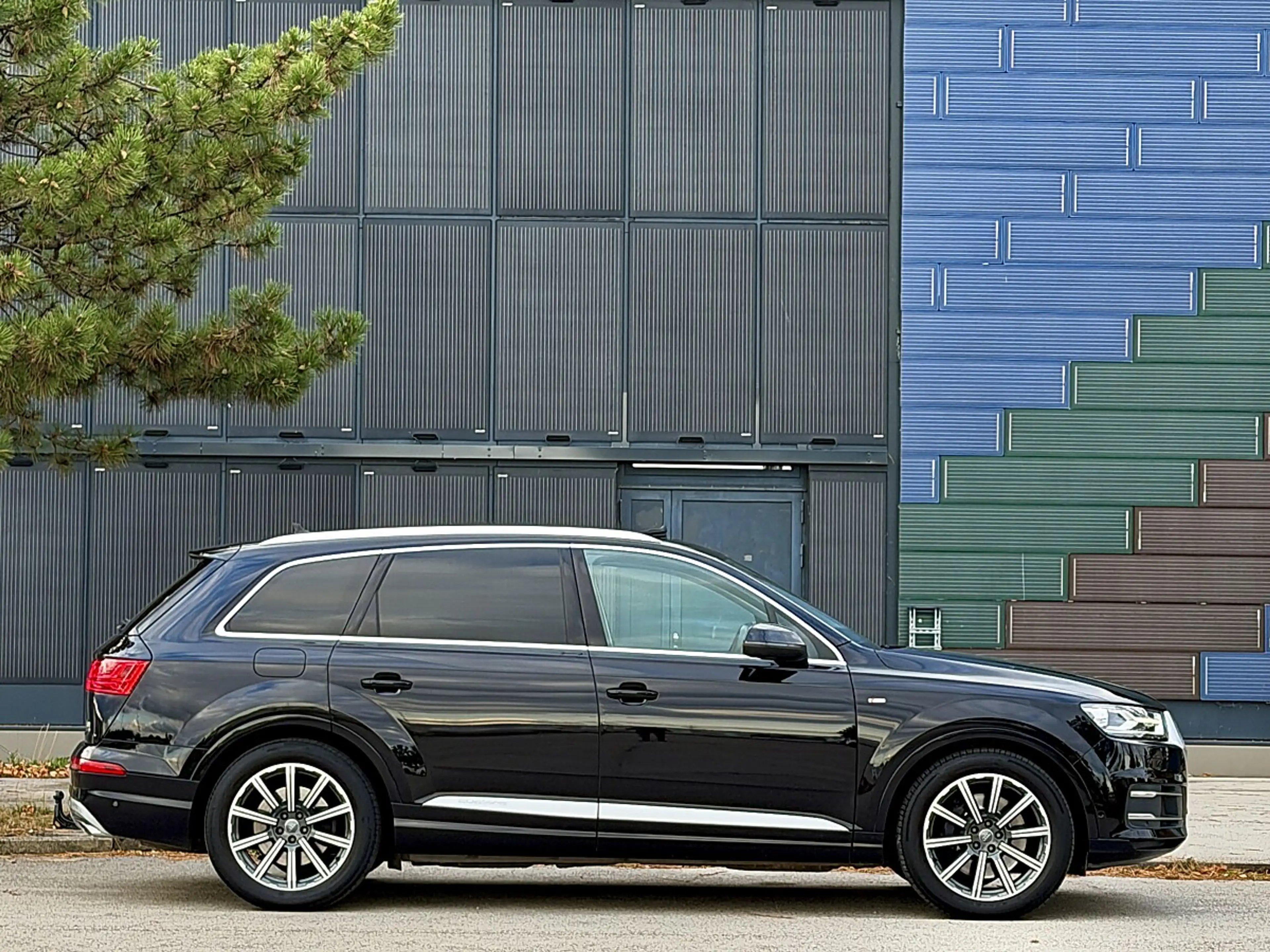 Audi Q7 3.0 TDI // BOSE // PANORAMADACH // SOFT CLOSE — photo 5