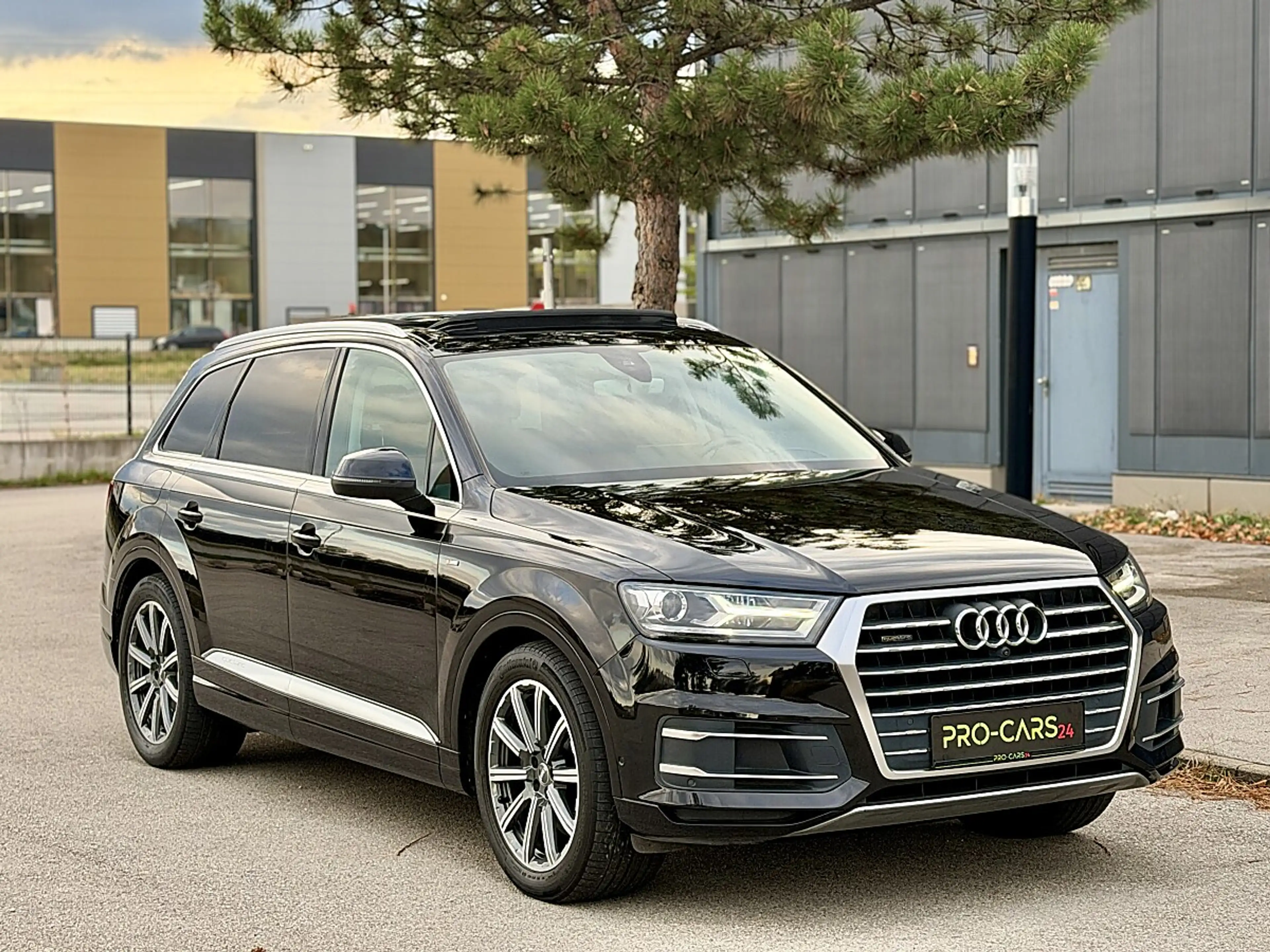 Audi Q7 3.0 TDI // BOSE // PANORAMADACH // SOFT CLOSE — photo 8