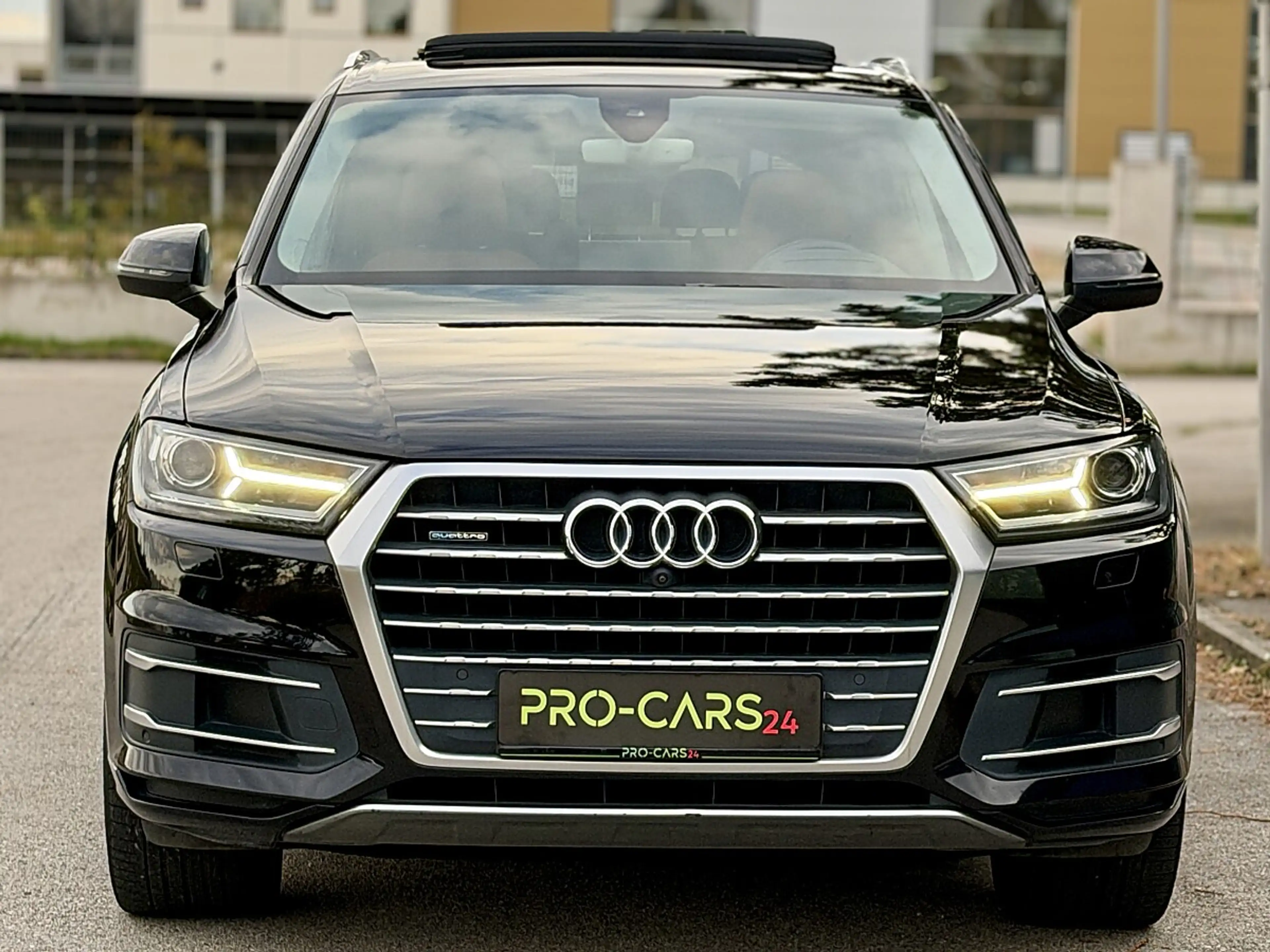 Audi Q7 3.0 TDI // BOSE // PANORAMADACH // SOFT CLOSE — photo 12