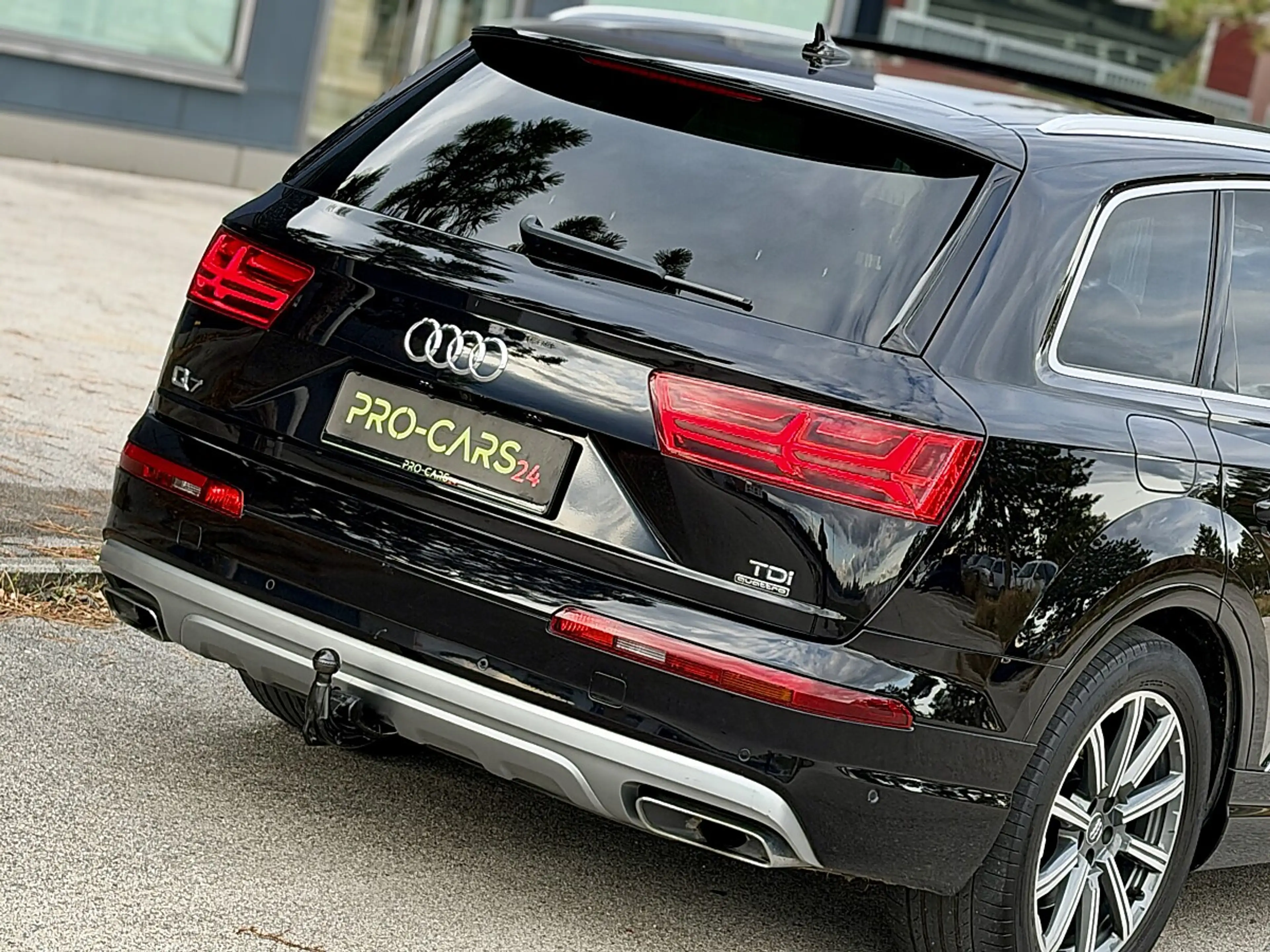 Audi Q7 3.0 TDI // BOSE // PANORAMADACH // SOFT CLOSE — photo 6