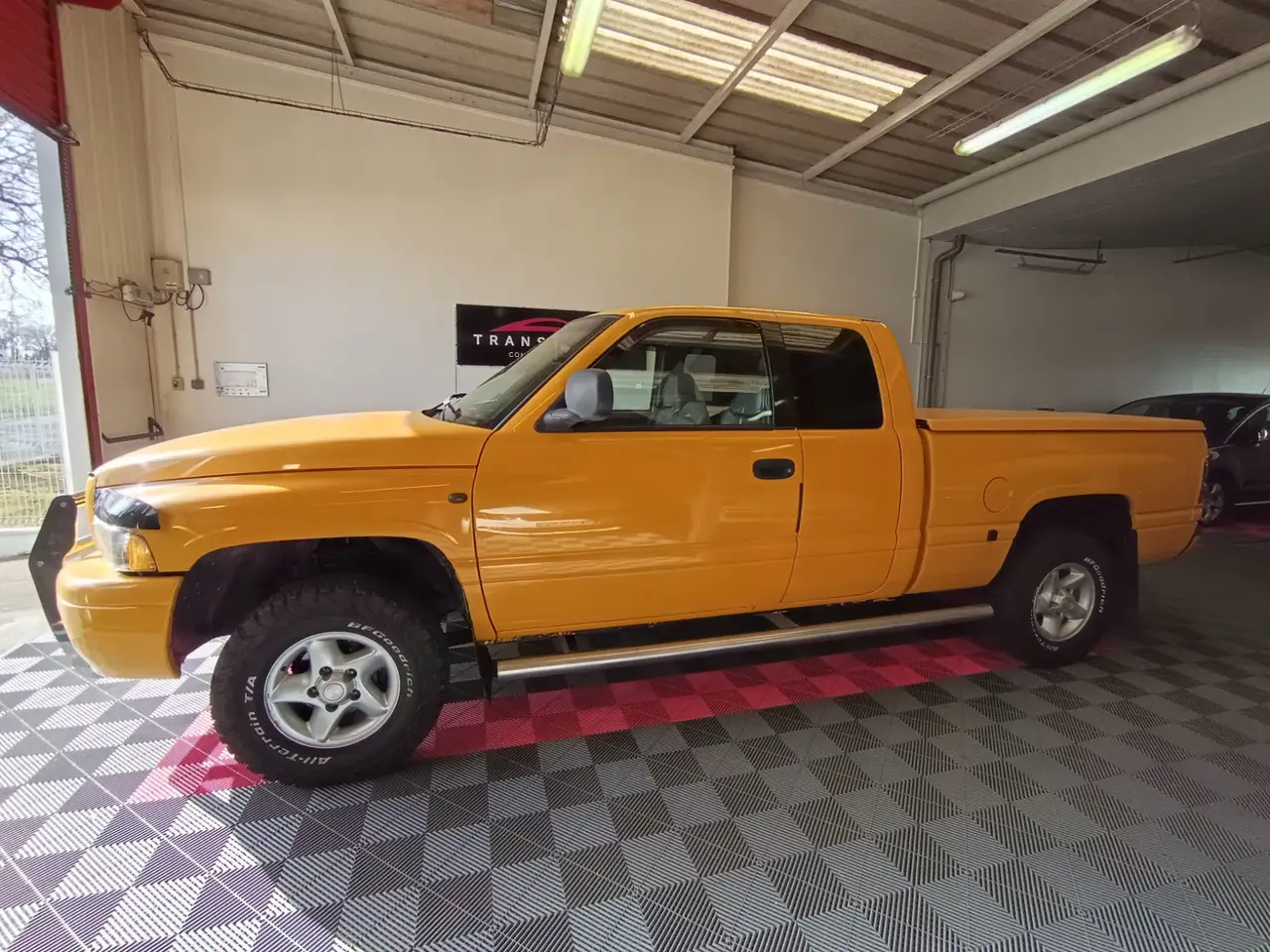 Dodge RAM V8 5.9 MAGNUM SPORT, foto 2