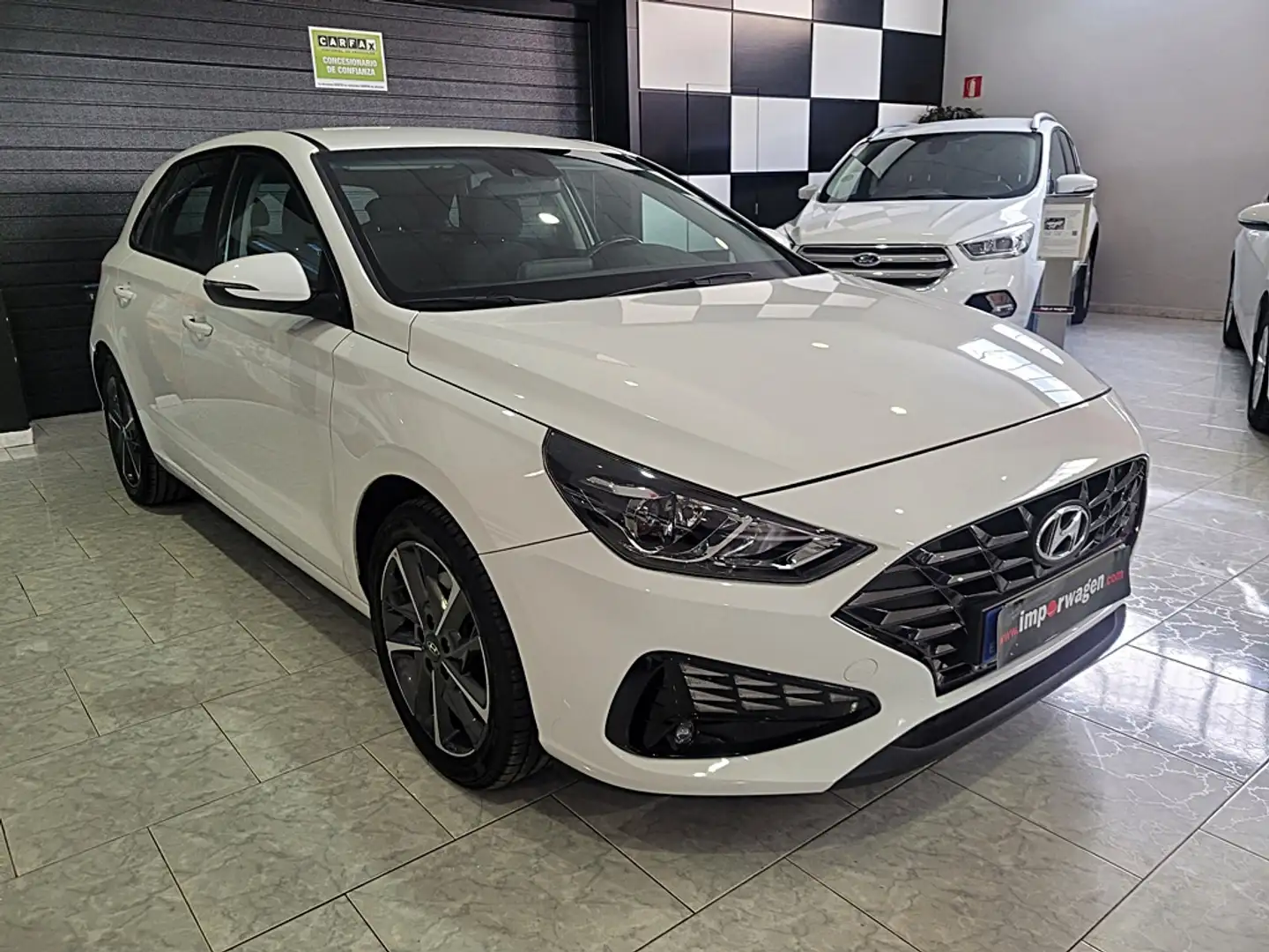 Hyundai i30 1.0 TGDI Klass 120 Blanco - 2