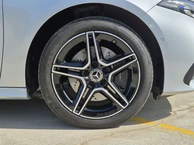 Mercedes-Benz A-Class view 13