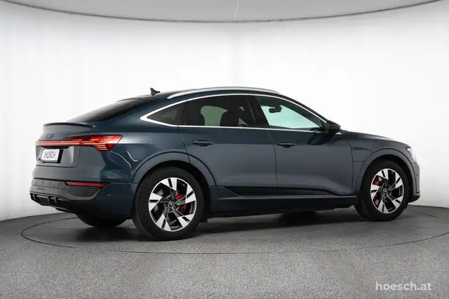Audi Q8 e-tron 55 SB quattro 2x S-LINE PANO MATRIX LUFT -49% Ansicht 45