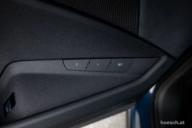 Audi Q8 e-tron 55 SB quattro 2x S-LINE PANO MATRIX LUFT -49% Ansicht 37