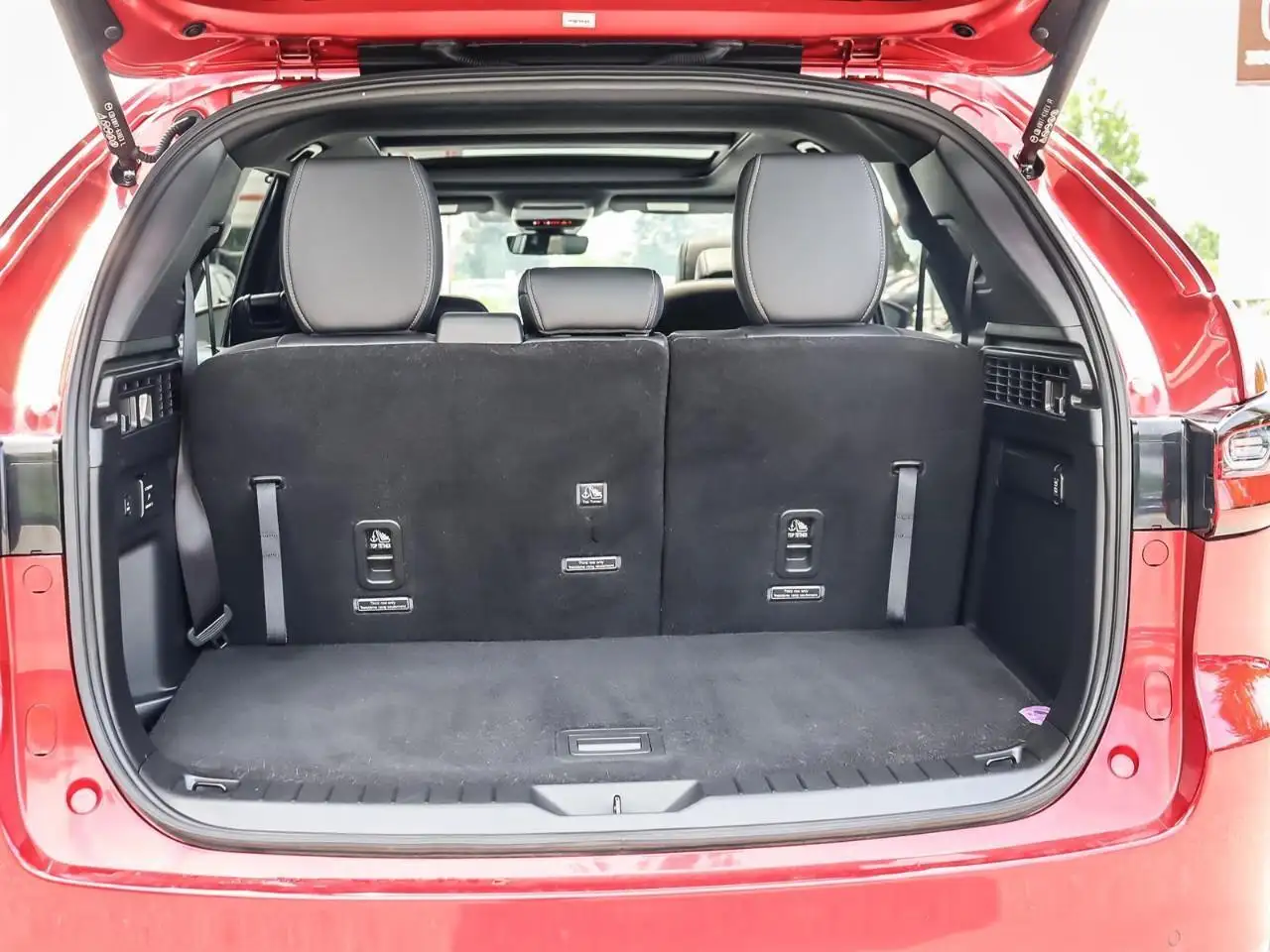 Mazda CX-90 PHEV photo Mazda CX-90 PHEV