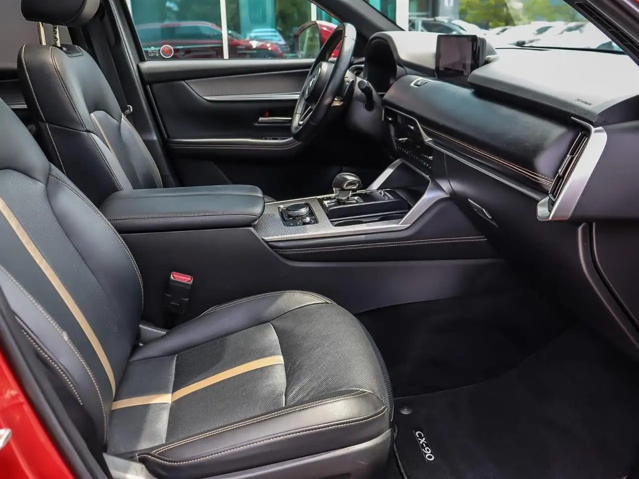 Mazda CX-90 PHEV photo Mazda CX-90 PHEV