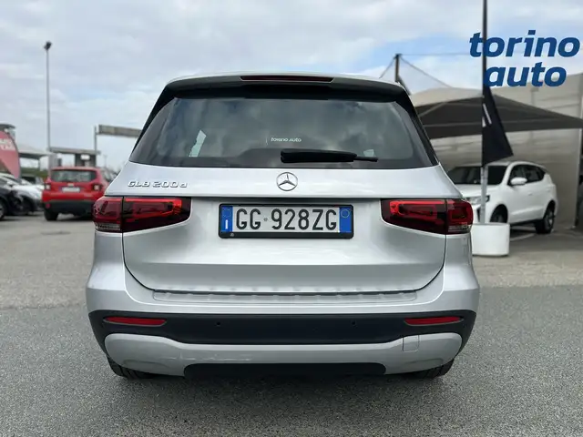 Mercedes-Benz GLB view 6