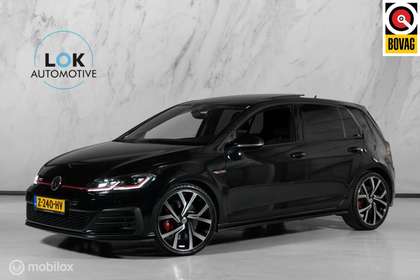Volkswagen Golf GTI 2.0 Performance|PANO|DYN|LED|CAMERA|ACC|