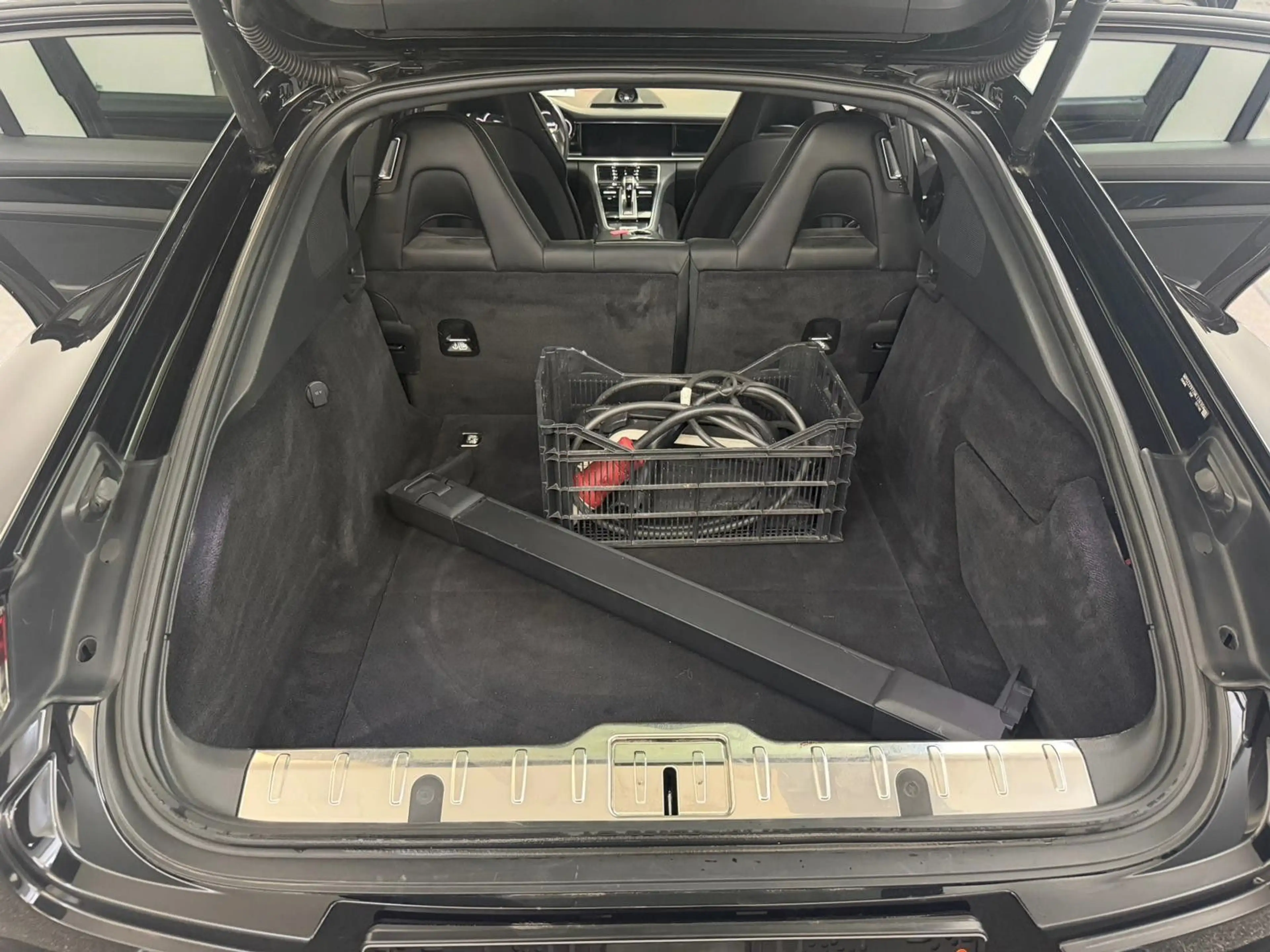 Porsche Panamera 4 E-Hybrid*PANO*NACHTSICHT*4-ZONE*21Z*E — photo 16