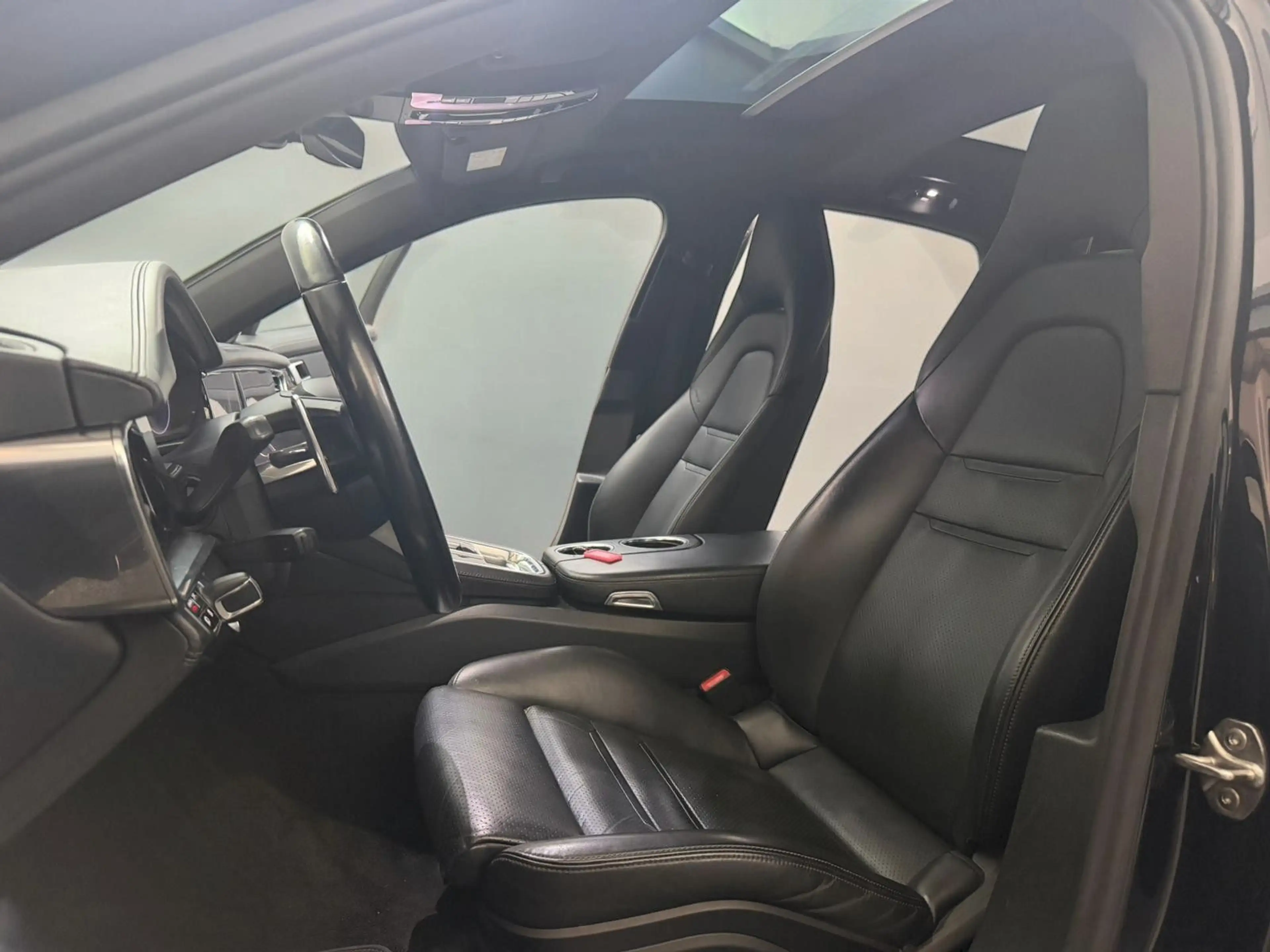 Porsche Panamera 4 E-Hybrid*PANO*NACHTSICHT*4-ZONE*21Z*E — photo 13