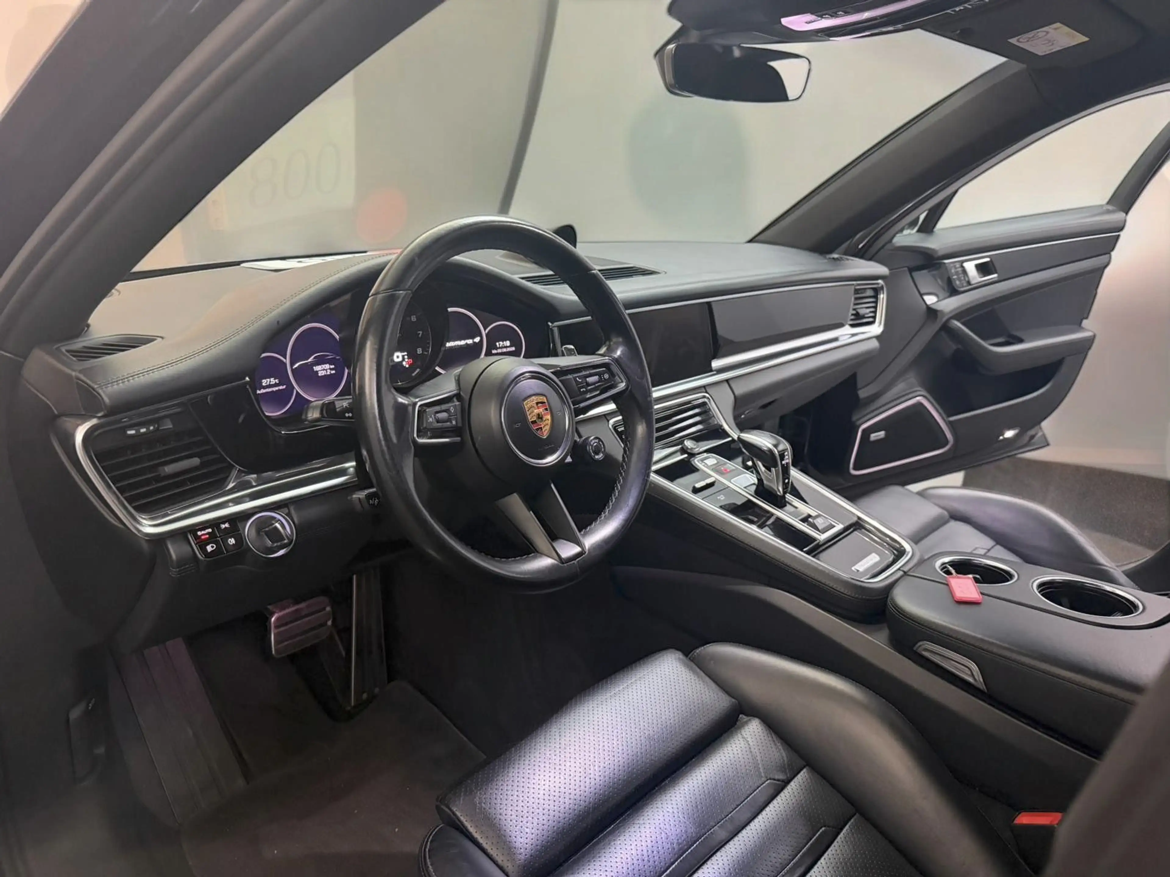 Porsche Panamera 4 E-Hybrid*PANO*NACHTSICHT*4-ZONE*21Z*E — photo 11