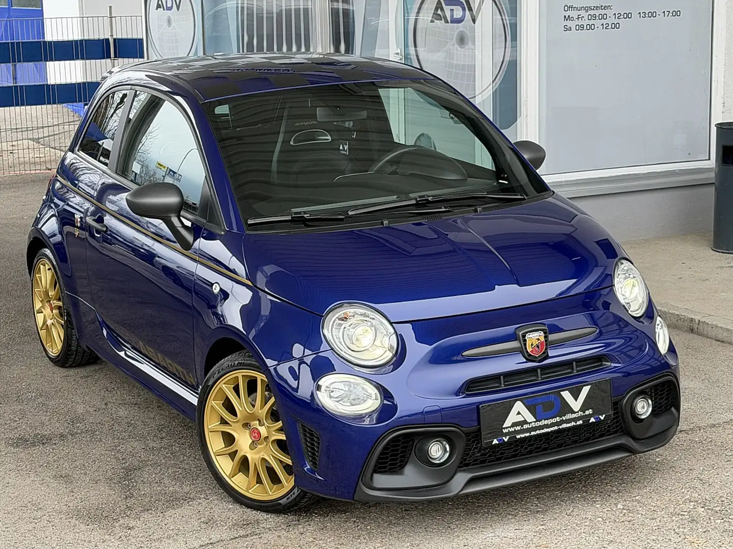 Abarth 595C Abarth 595C Scorpioneoro Blau - 2