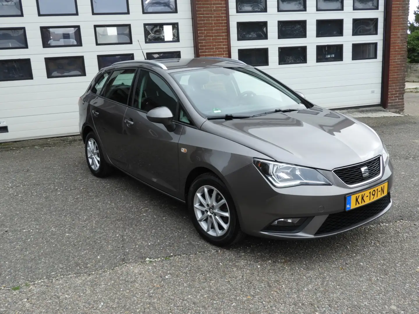SEAT Ibiza 1.0 EcoTSI Style Con Grijs - 1
