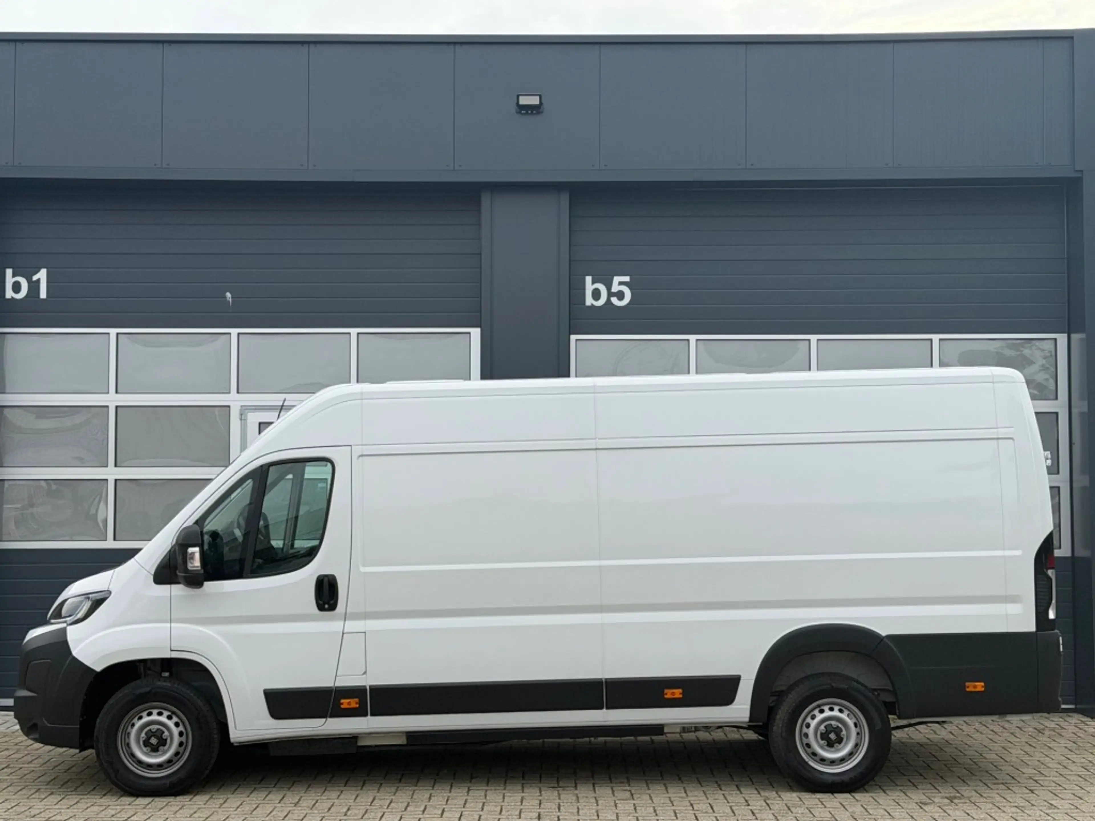 Fiat Ducato L4H2 e-Ducato 205KW 110kWh 424km WLTP / Carplay / — photo 8