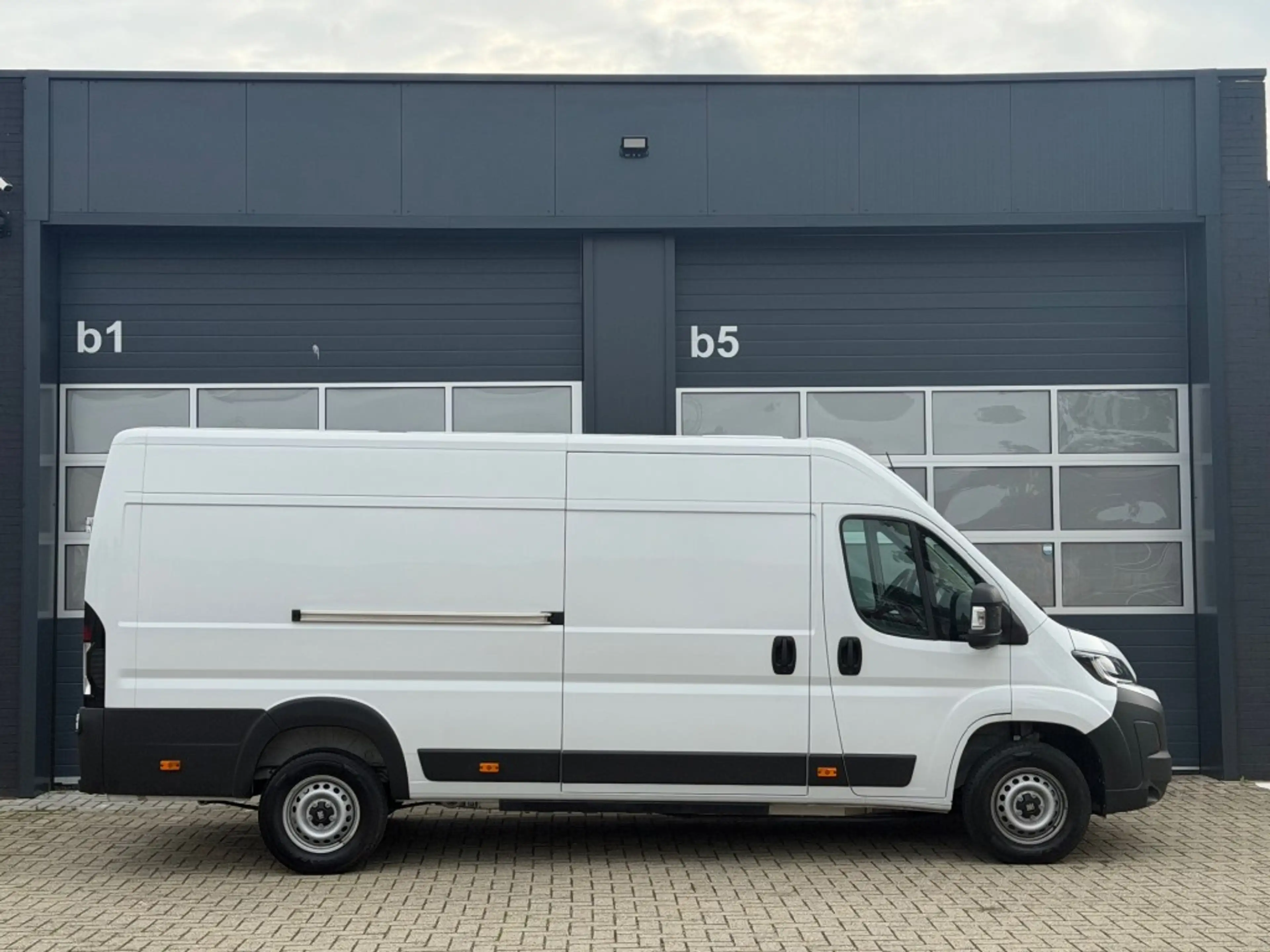 Fiat Ducato L4H2 e-Ducato 205KW 110kWh 424km WLTP / Carplay / — photo 3
