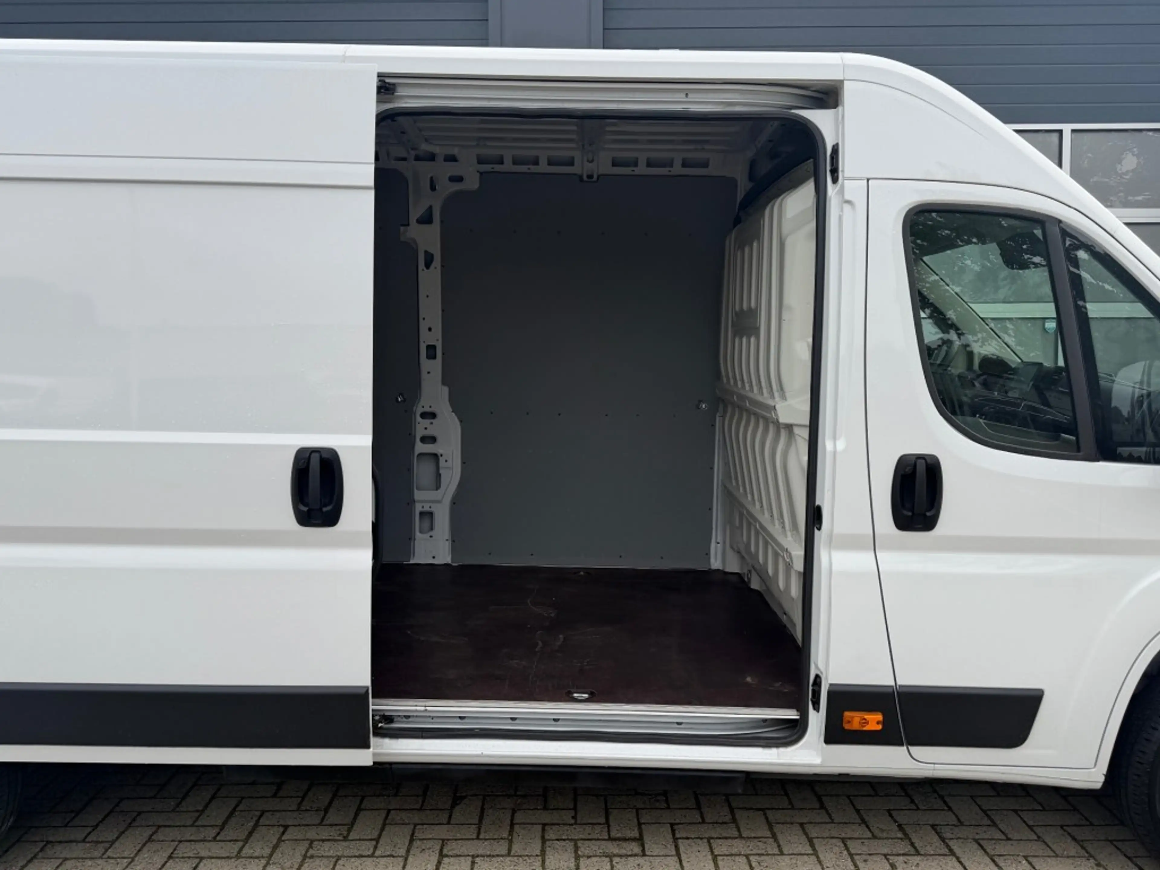 Fiat Ducato L4H2 e-Ducato 205KW 110kWh 424km WLTP / Carplay / — photo 7