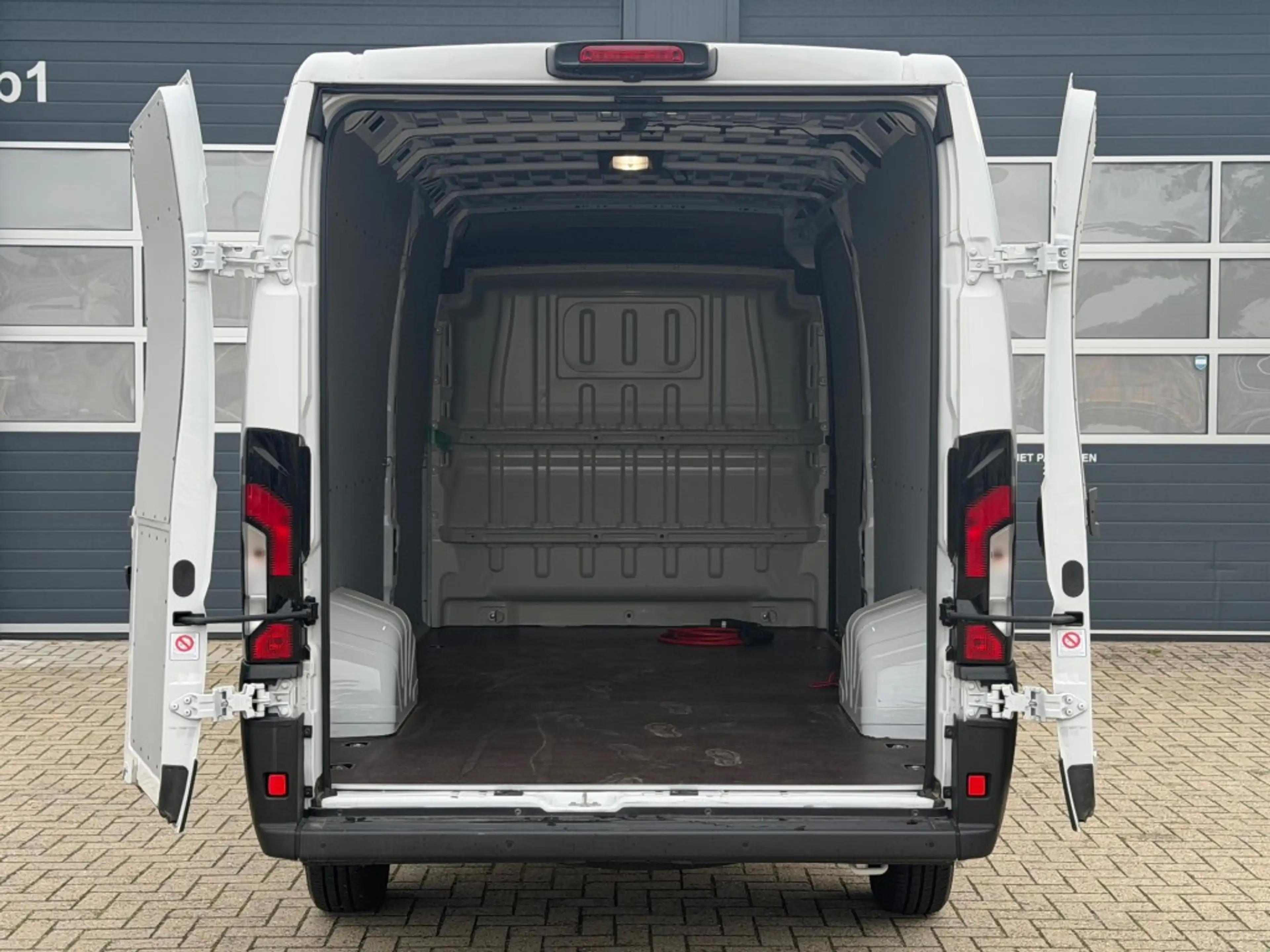 Fiat Ducato L4H2 e-Ducato 205KW 110kWh 424km WLTP / Carplay / — photo 14