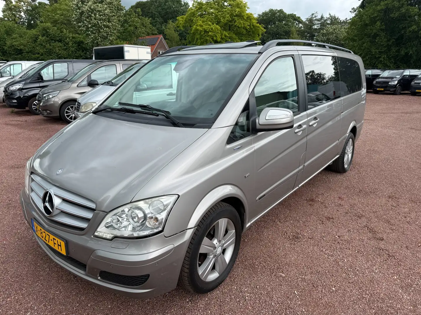 Mercedes-Benz Viano 3.0 CDI V6 Ambiente 7 Persoons XXL Extra Lang Grau - 1