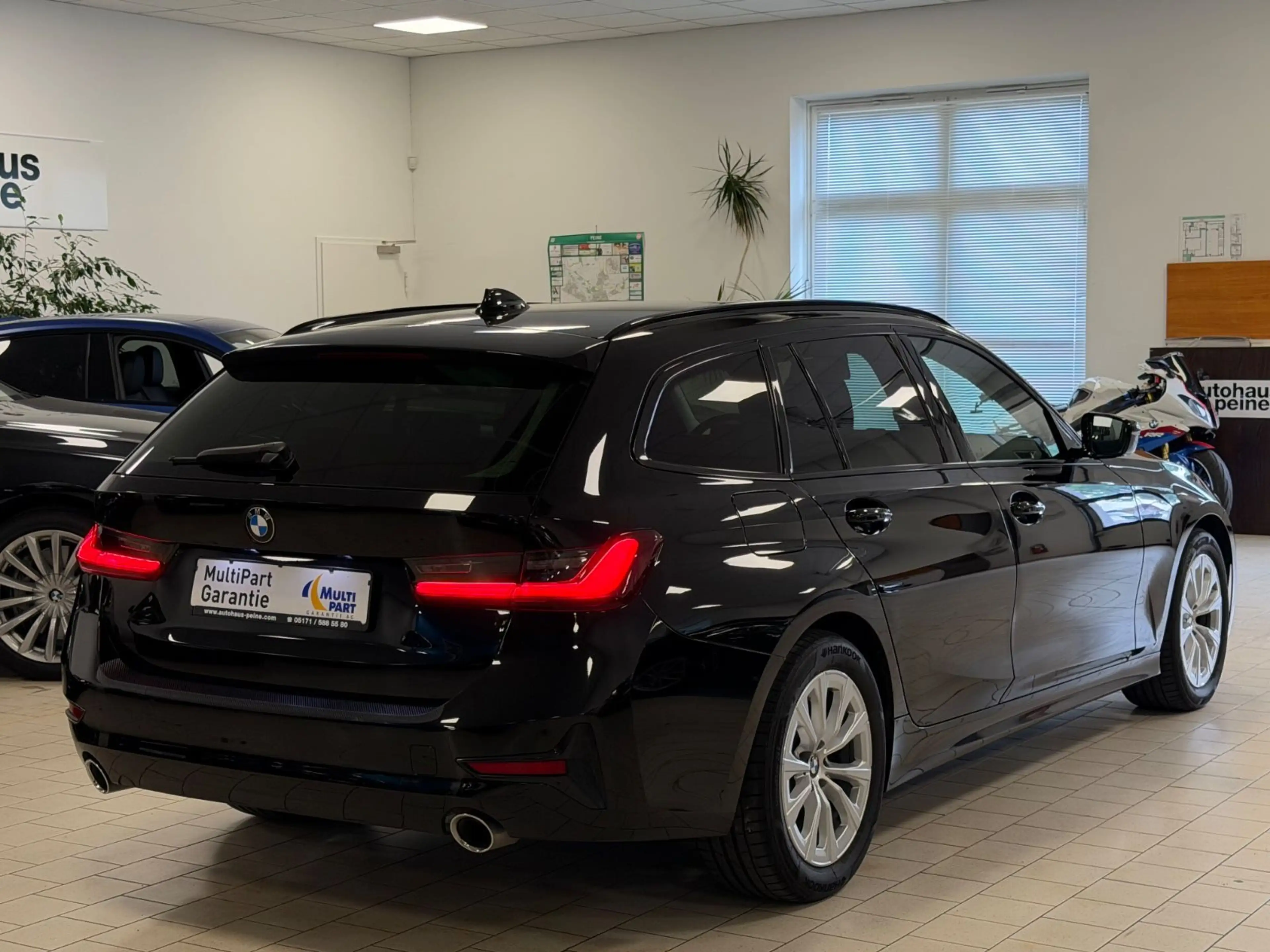 BMW 320 xd Advan/Aut/Navi/SportSitz/SitzHeiz/LED/PDC — photo 10