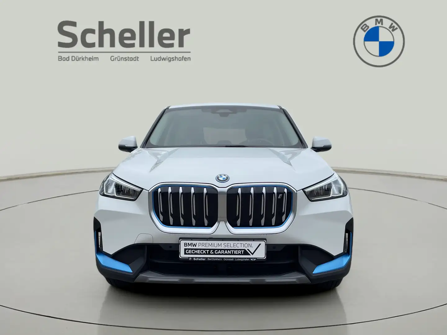 BMW iX1 xDrive30 DAB LED RFK Parkassistent Shz PDC Blanc - 2