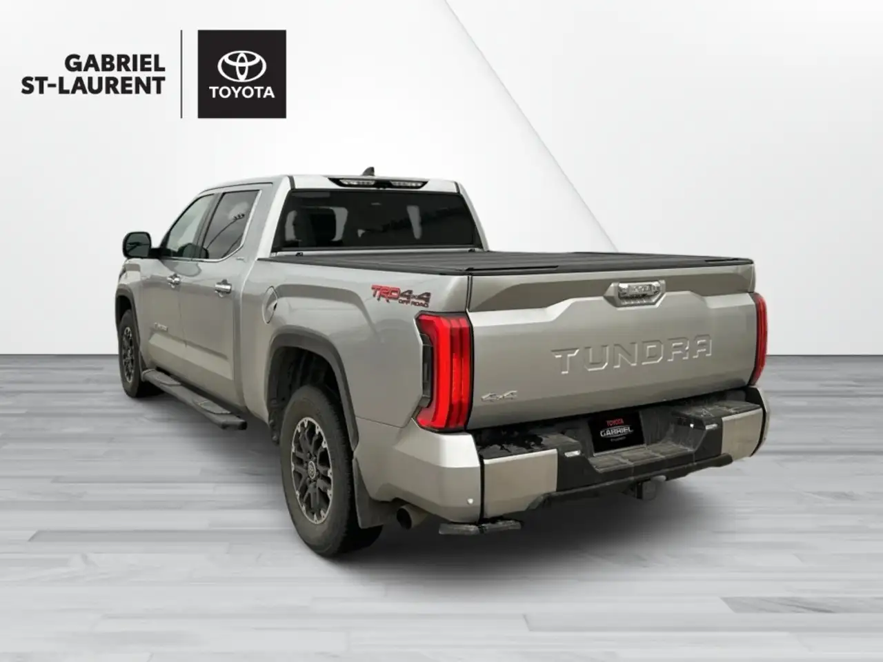 Toyota Tundra снимка Toyota Tundra