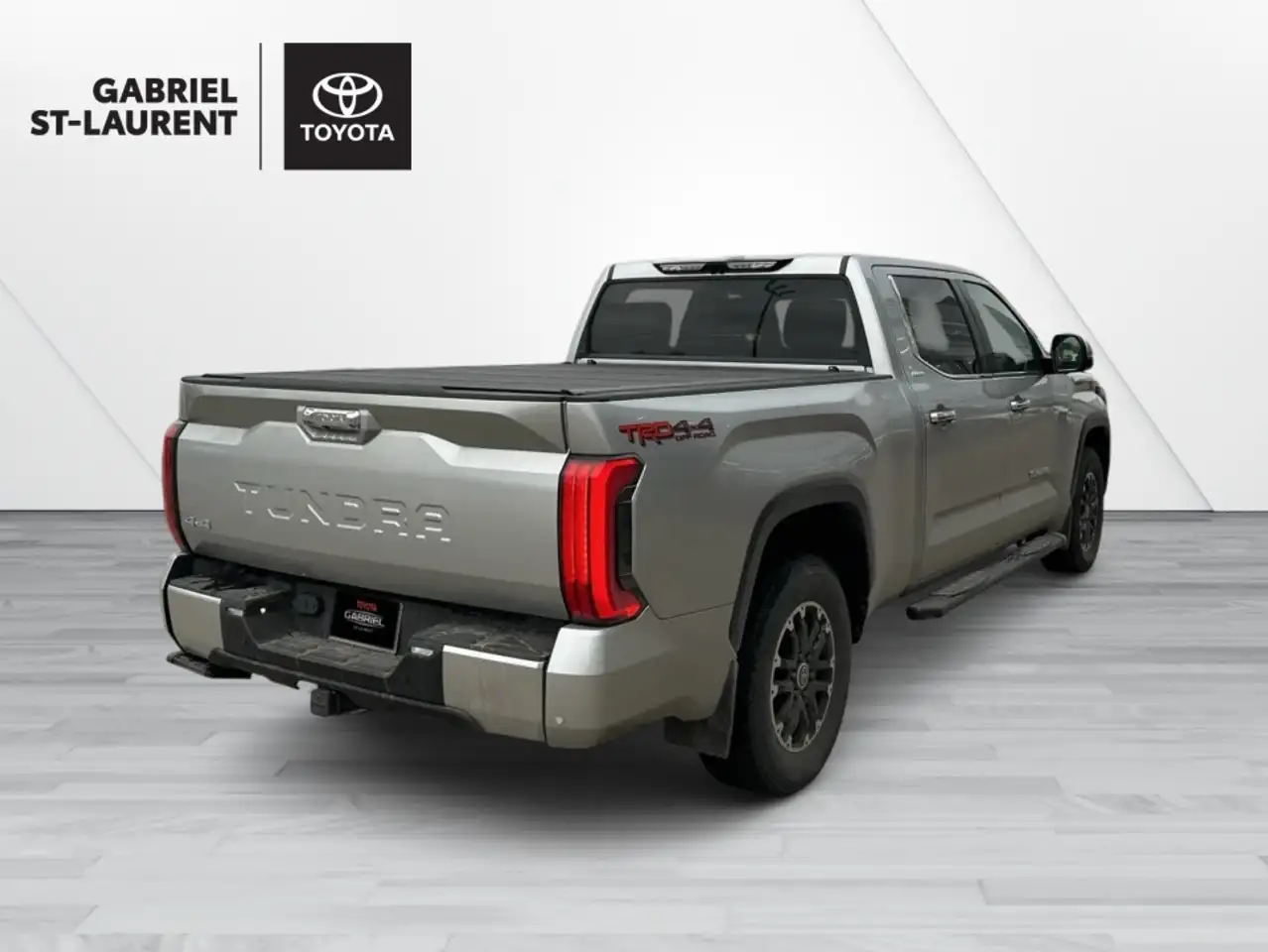 Toyota Tundra снимка Toyota Tundra