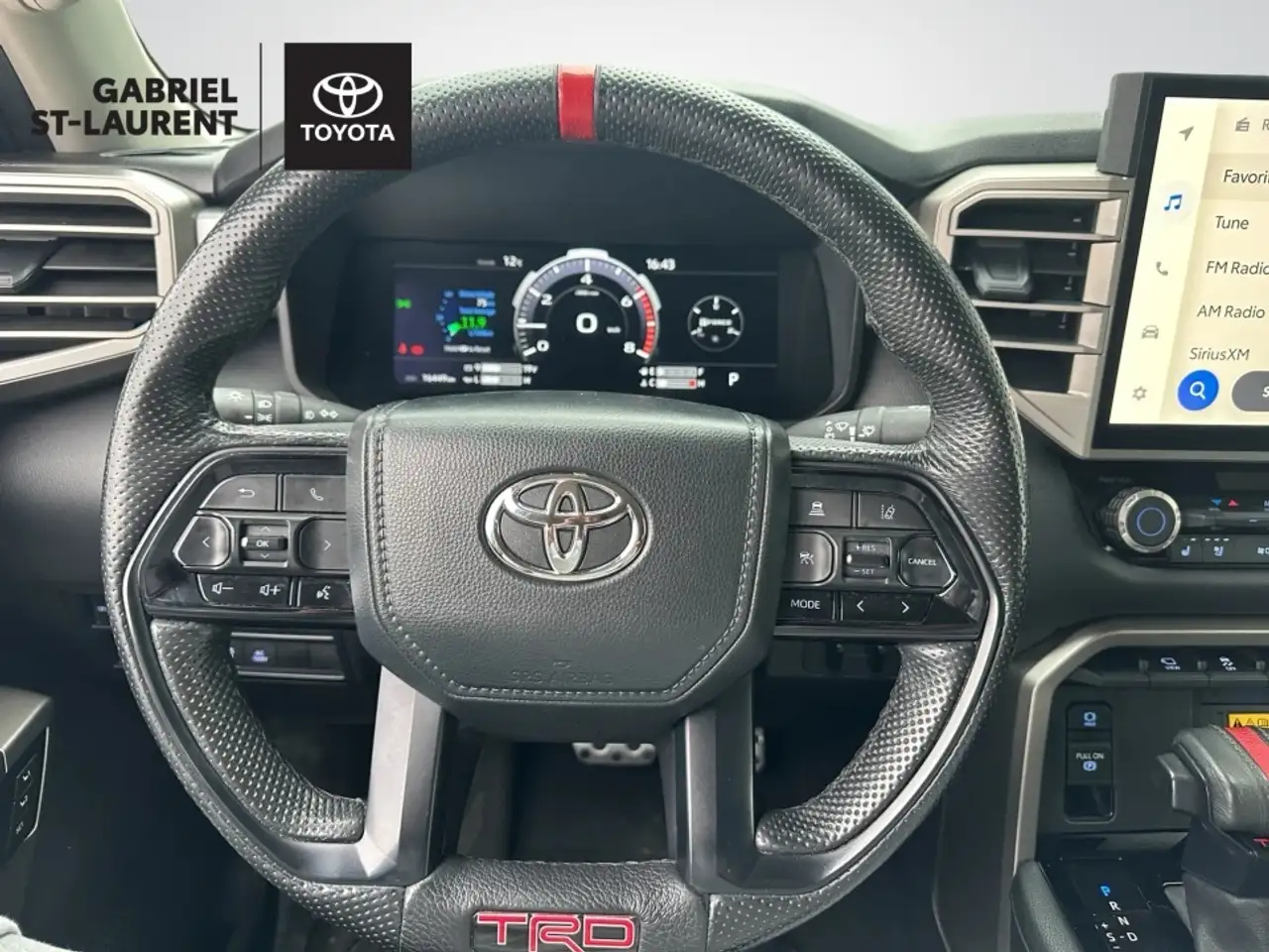 Toyota Tundra снимка Toyota Tundra