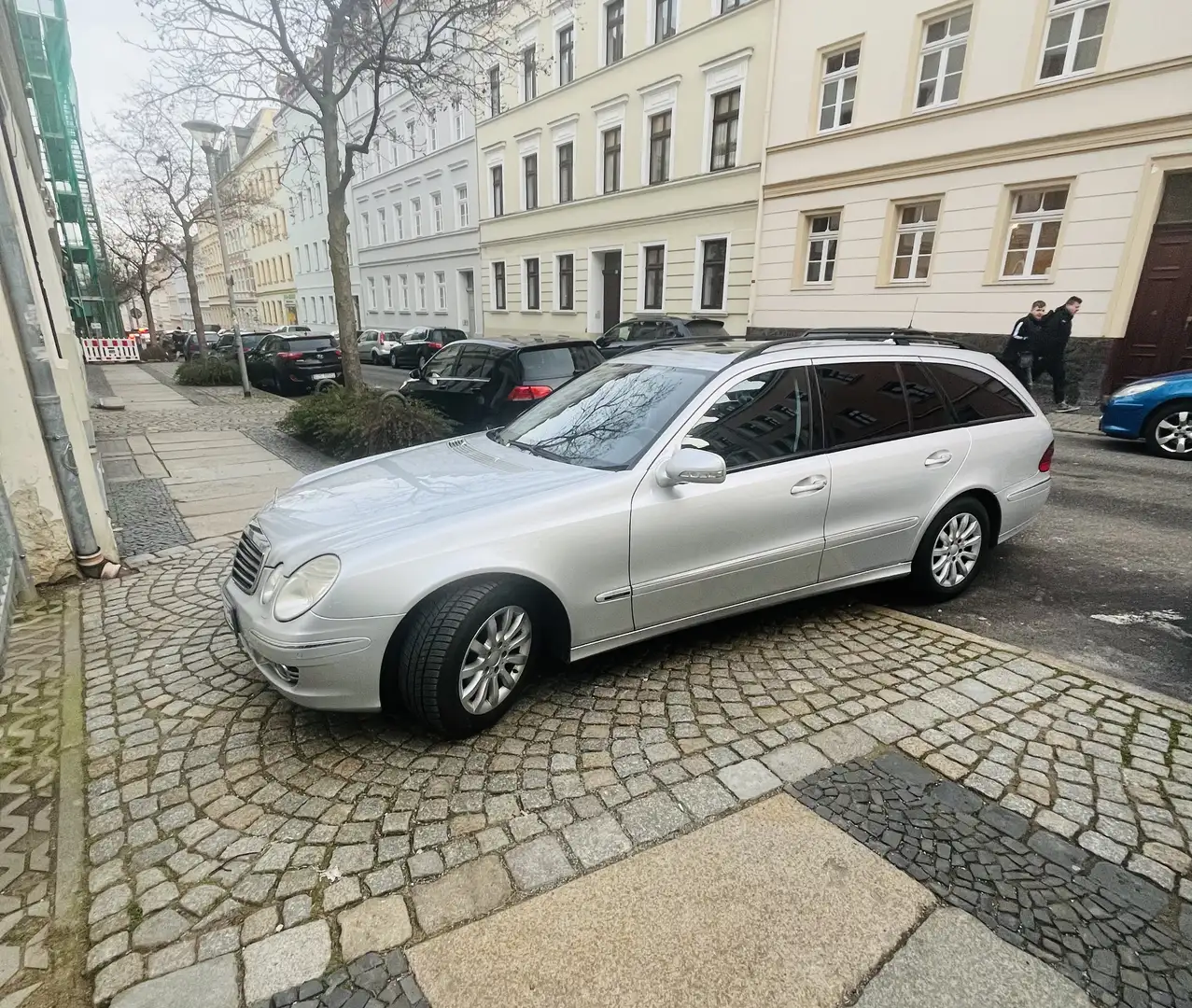 Mercedes-Benz E 220 E 220 T CDI (211.208) Grau - 2