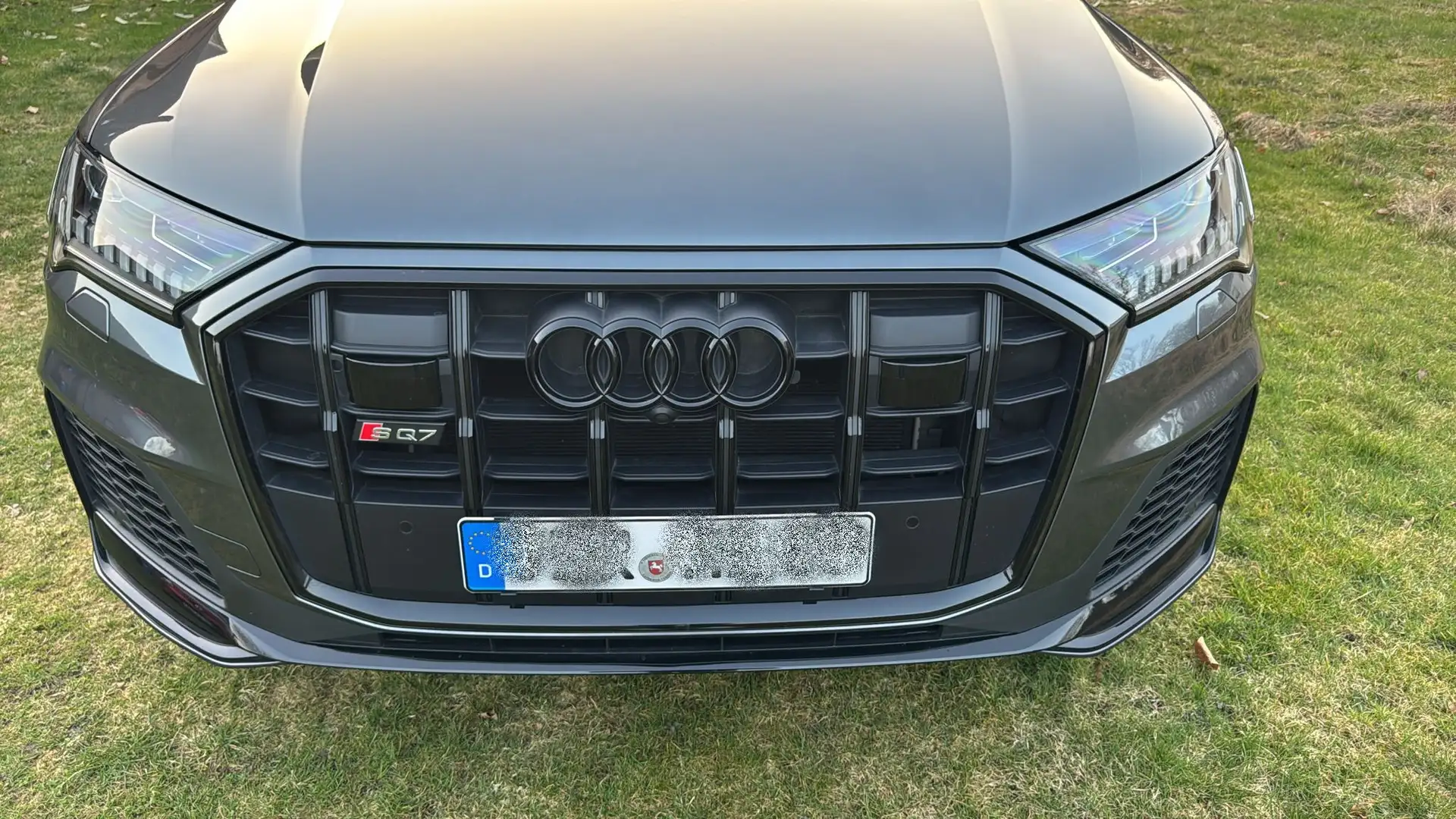 Audi SQ7 Gris - 2